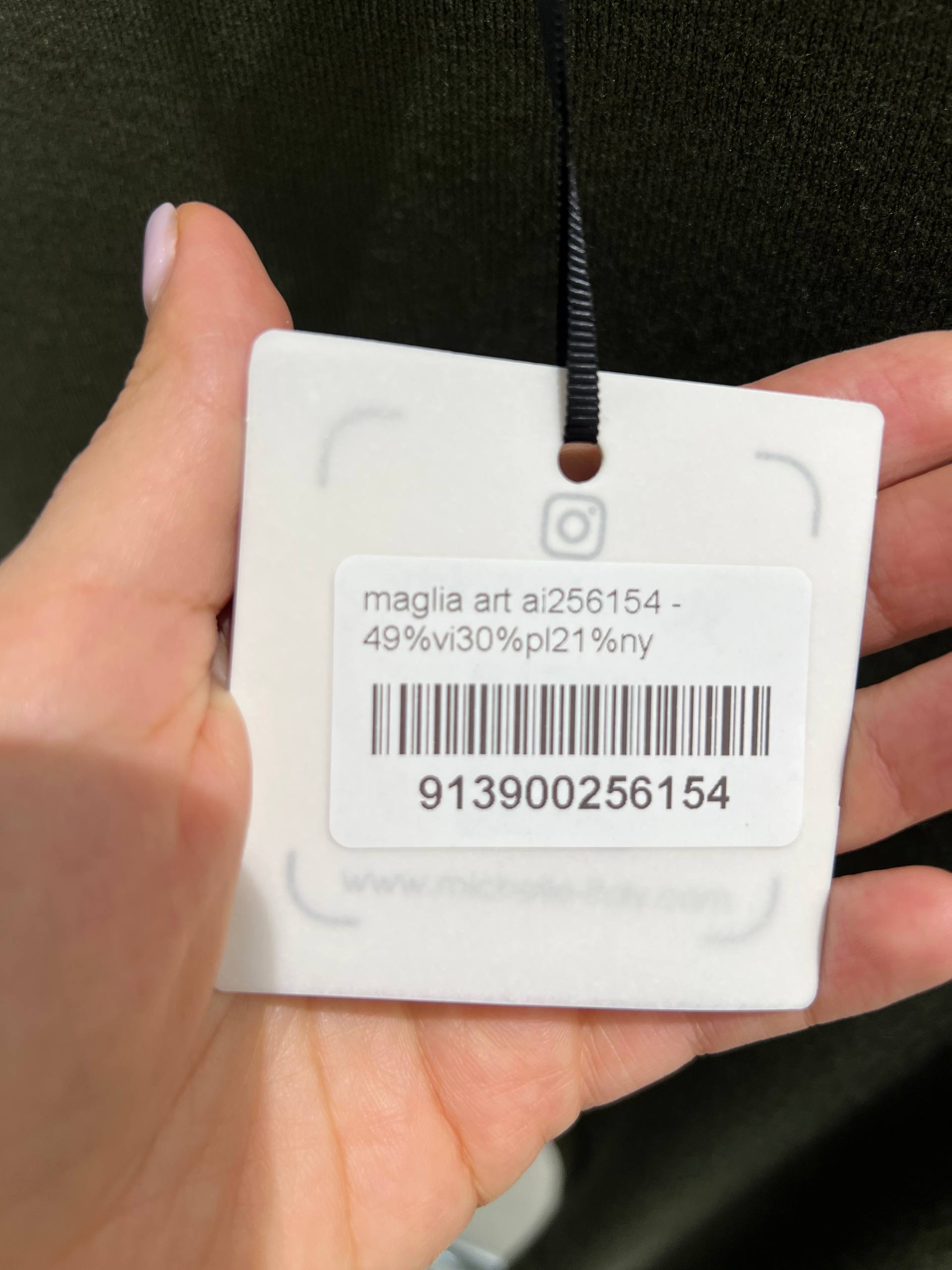 Amelie Follies (Michelle)