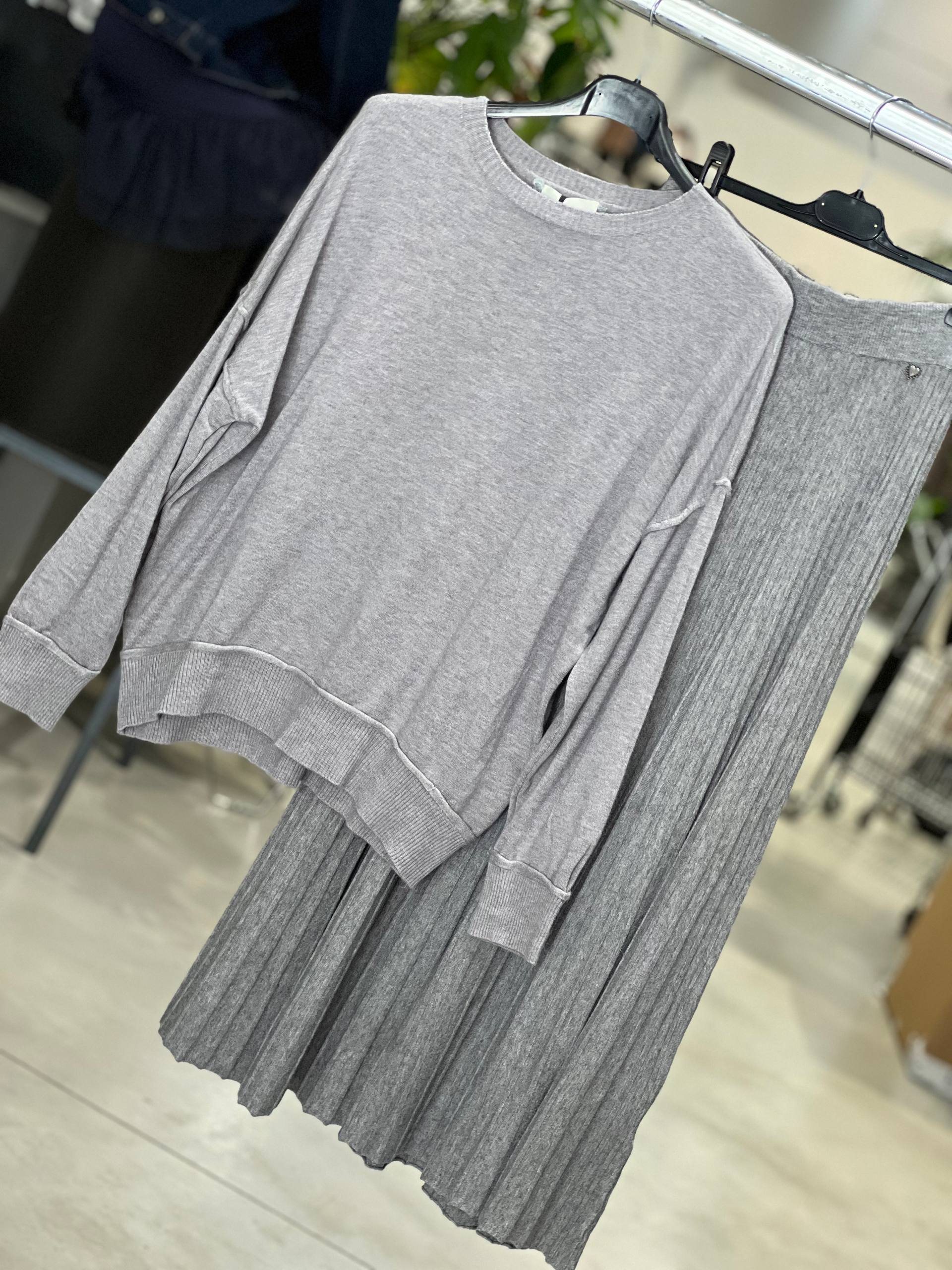 Amelie Follies (Michelle)