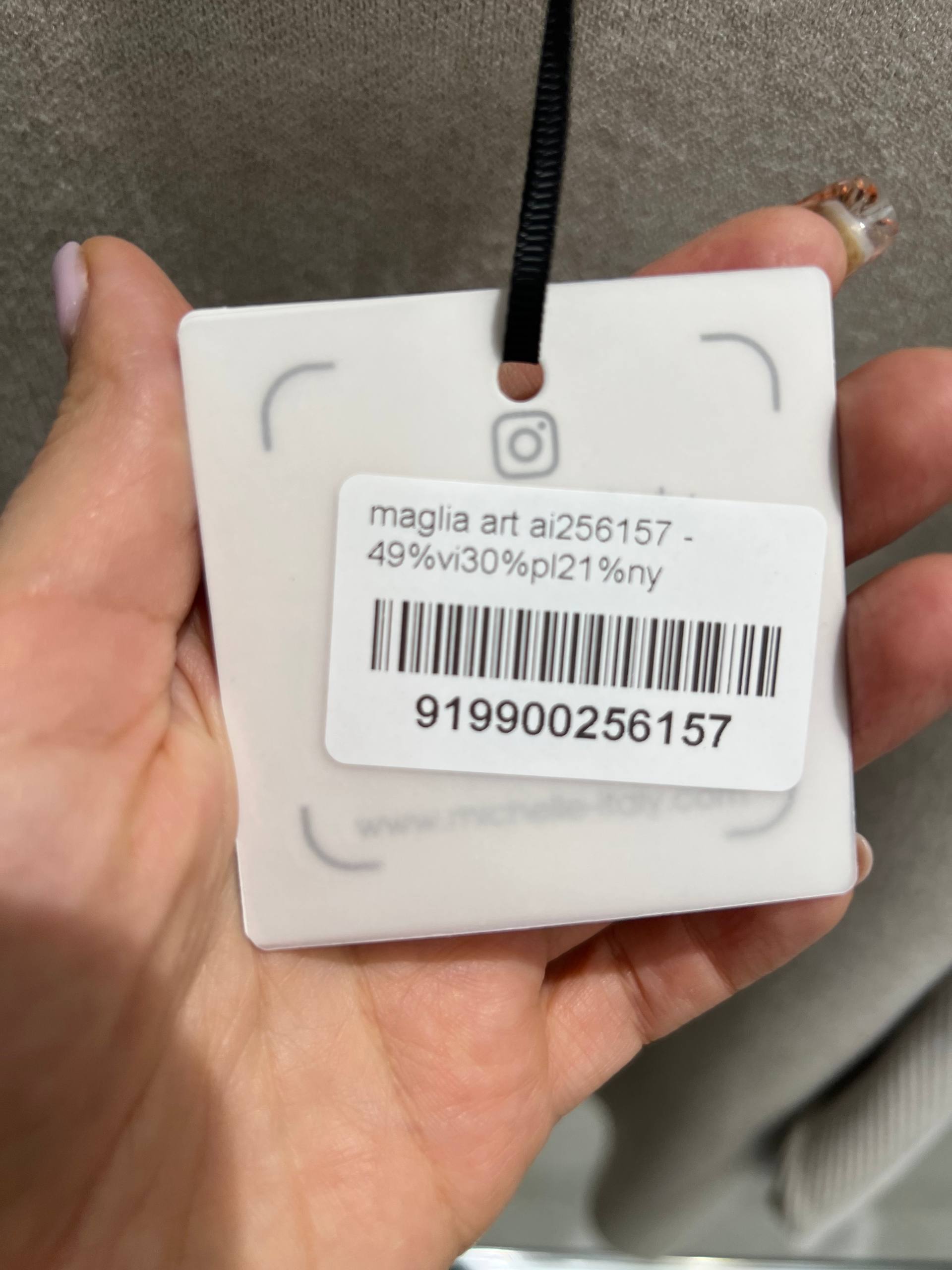 Amelie Follies (Michelle)