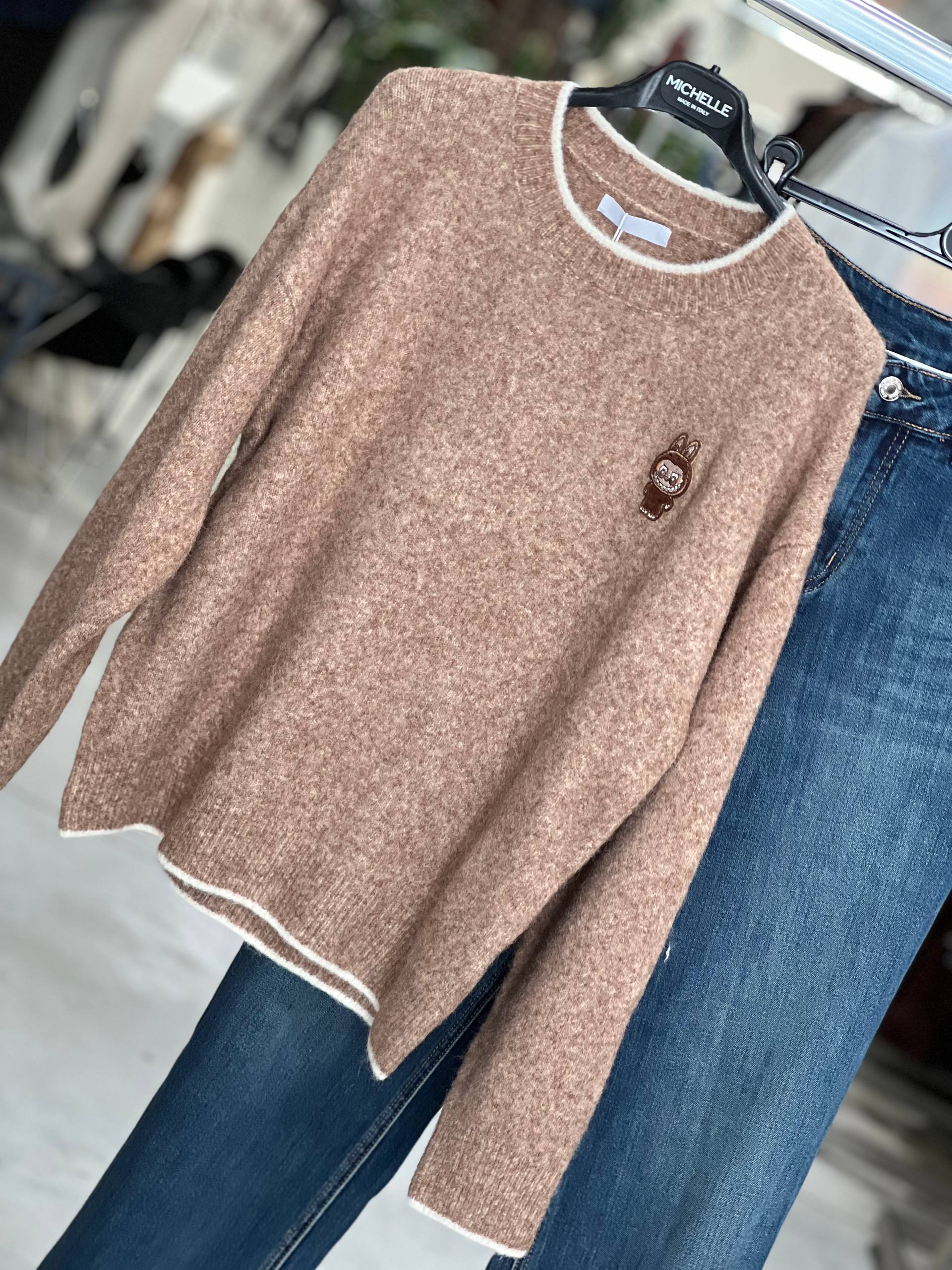 Amelie Follies (Michelle)