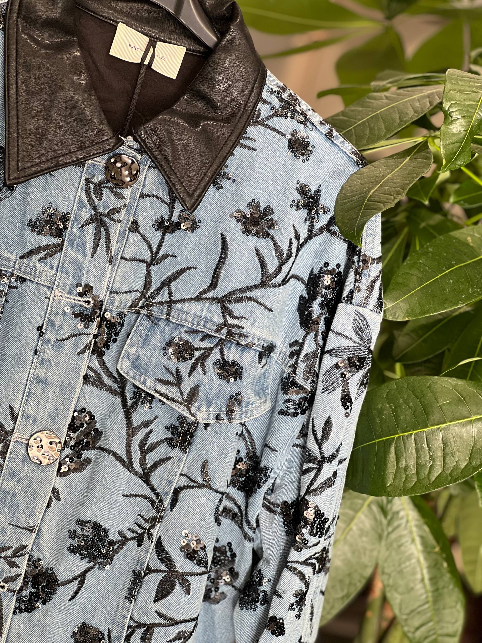 Amelie Follies (Michelle)