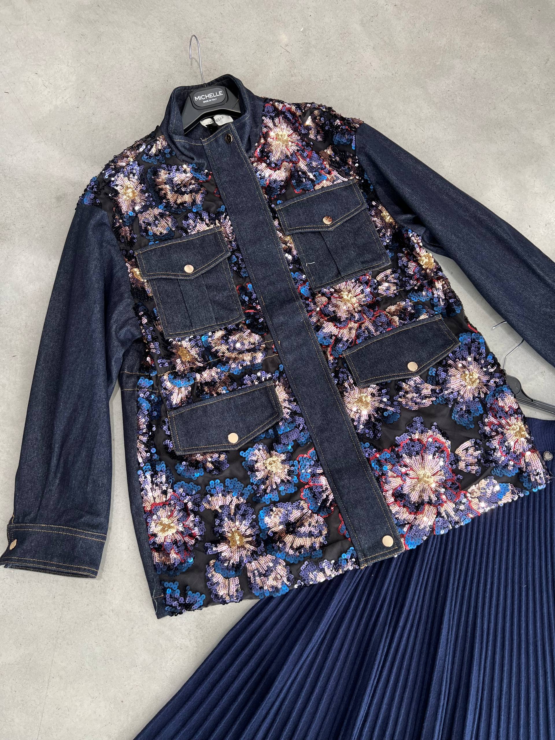 Amelie Follies (Michelle)