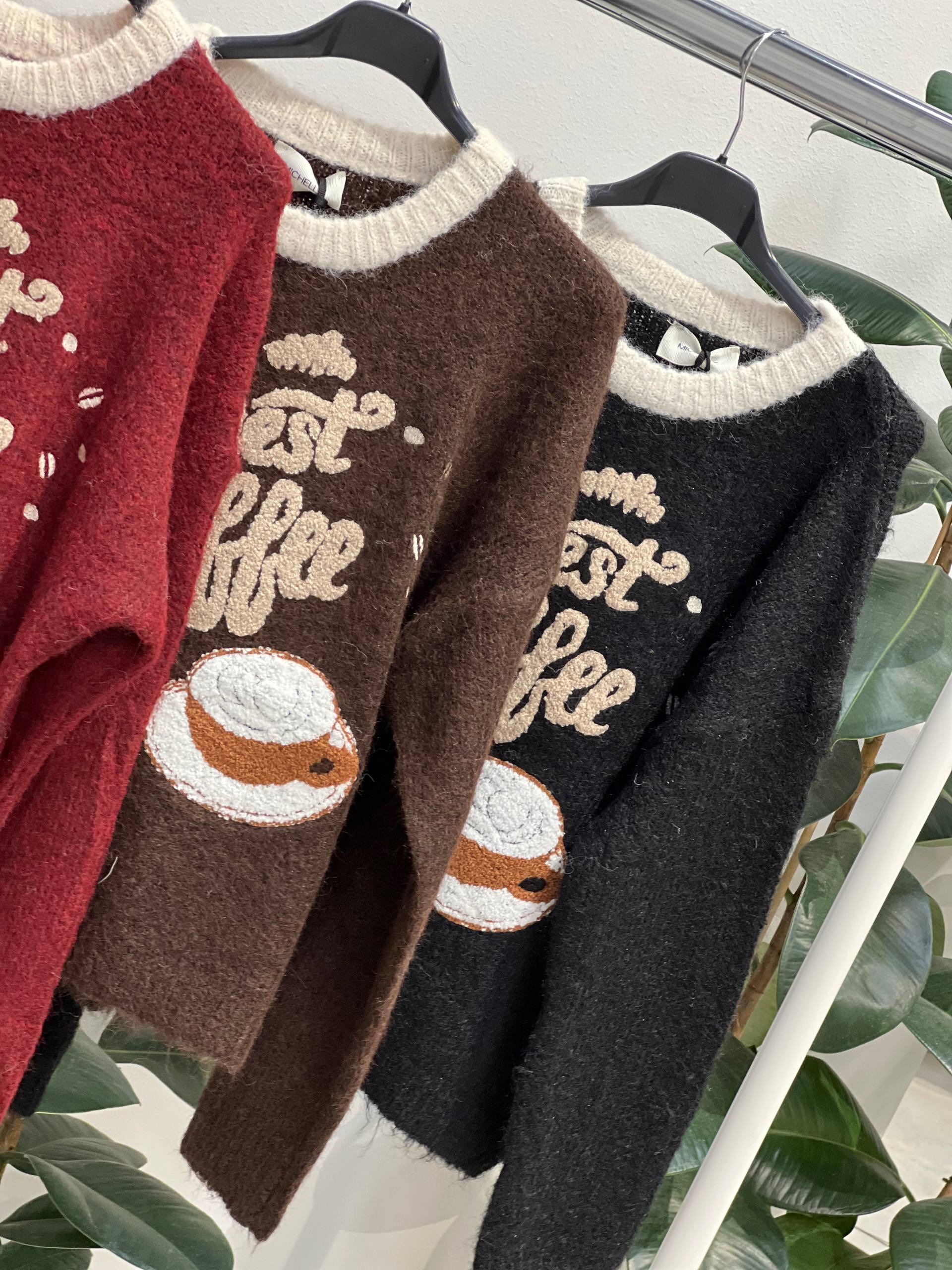 Amelie Follies (Michelle)