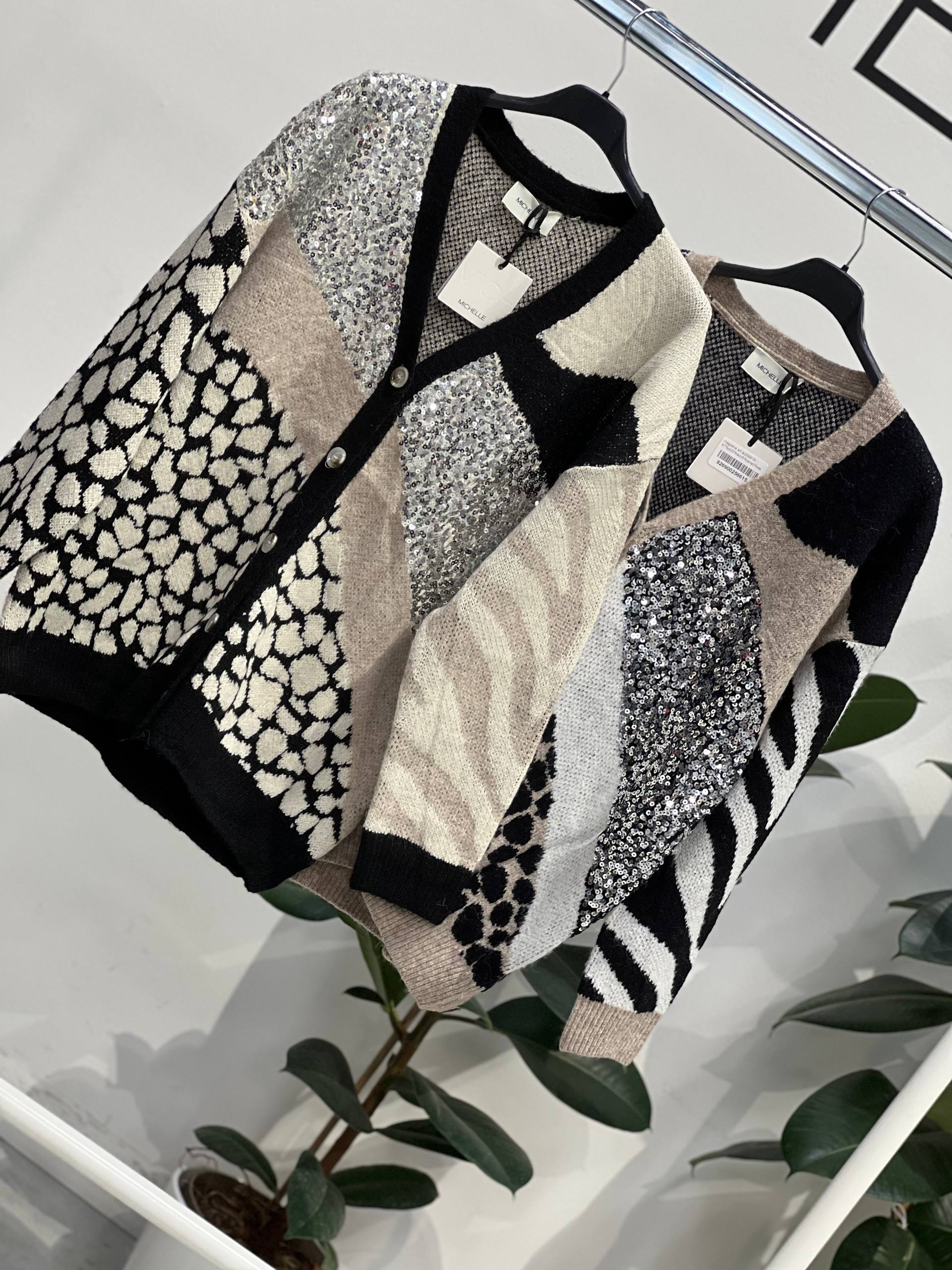 Amelie Follies (Michelle)