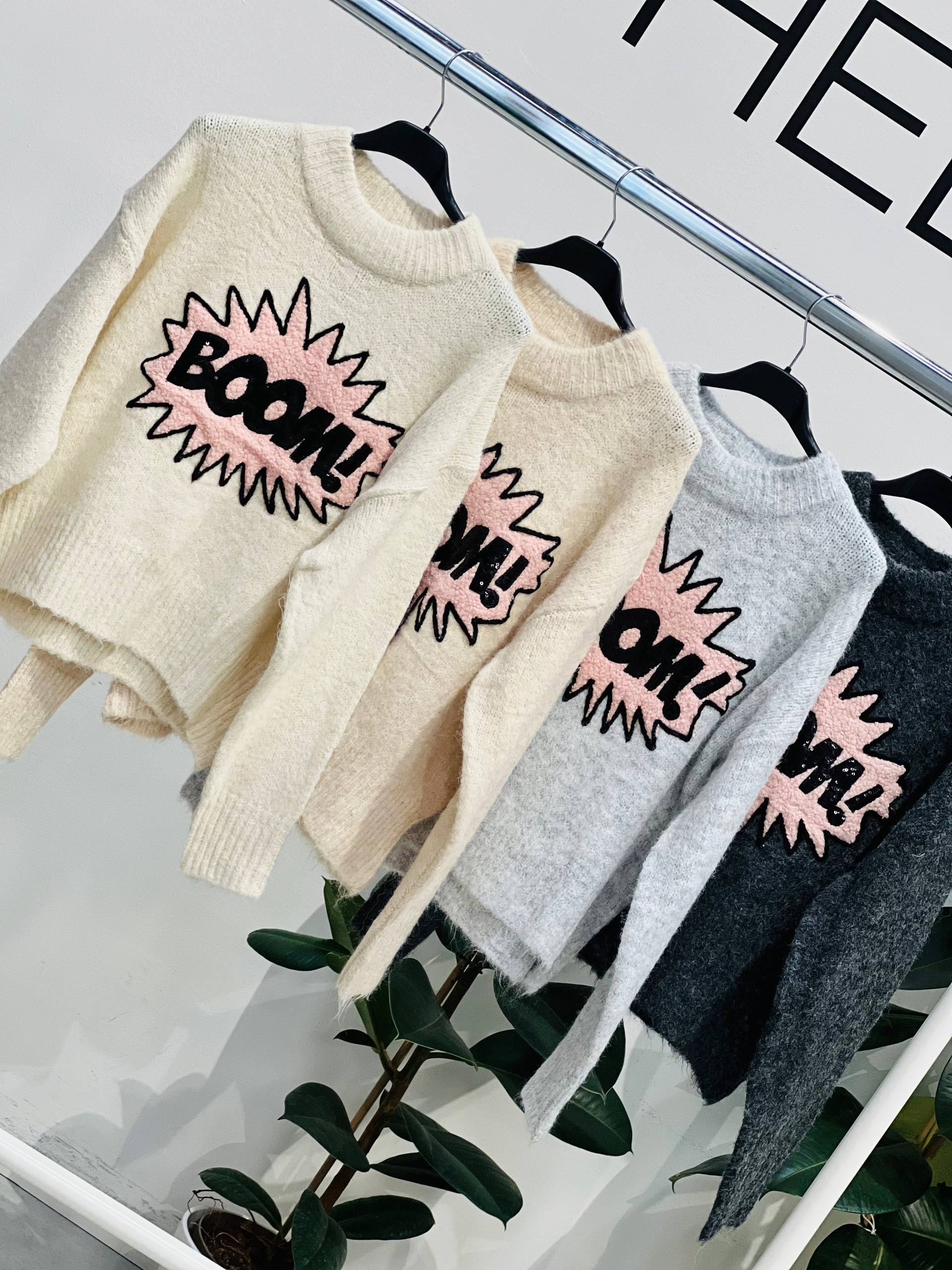 Amelie Follies (Michelle)