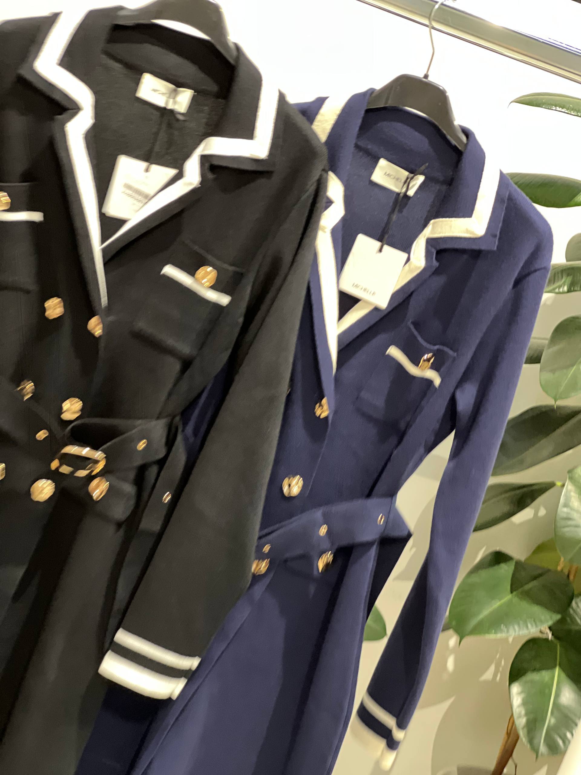 Amelie Follies (Michelle)