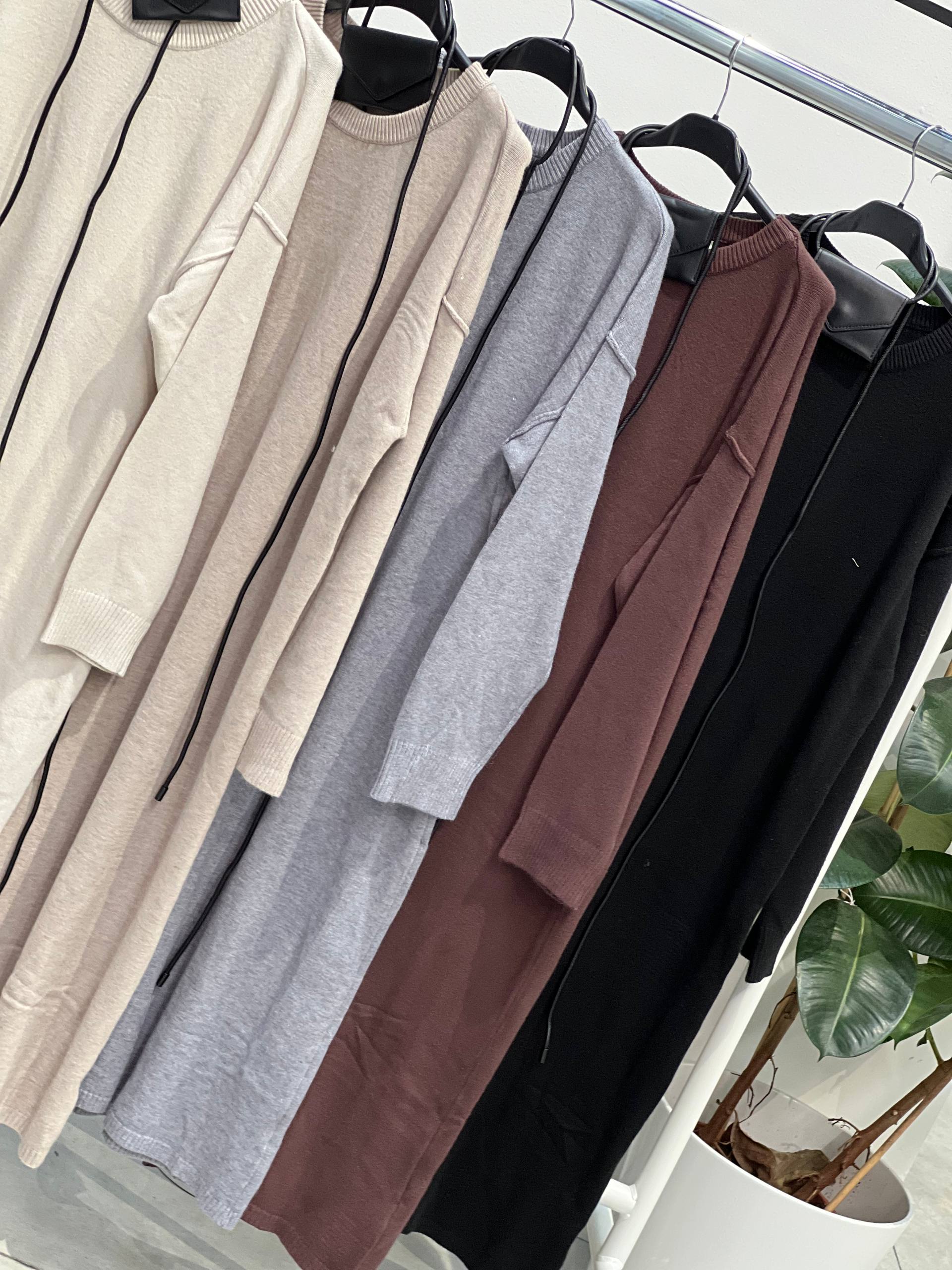 Amelie Follies (Michelle)