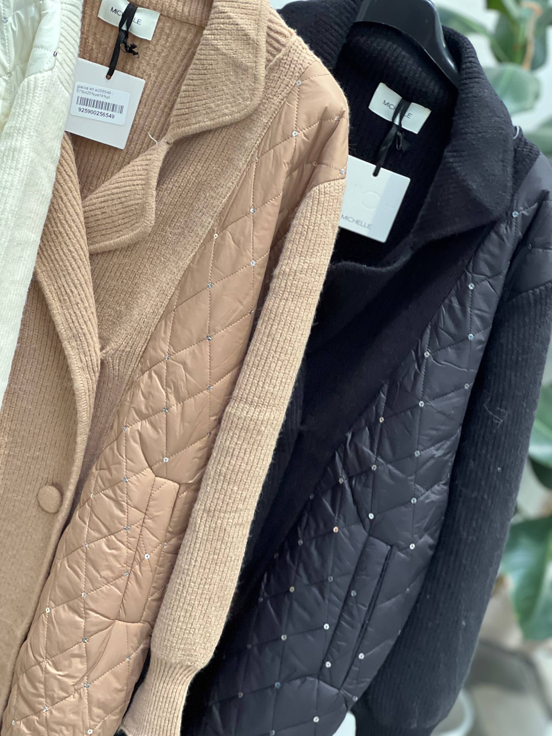 Amelie Follies (Michelle) Фото Amelie Follies (Michelle)