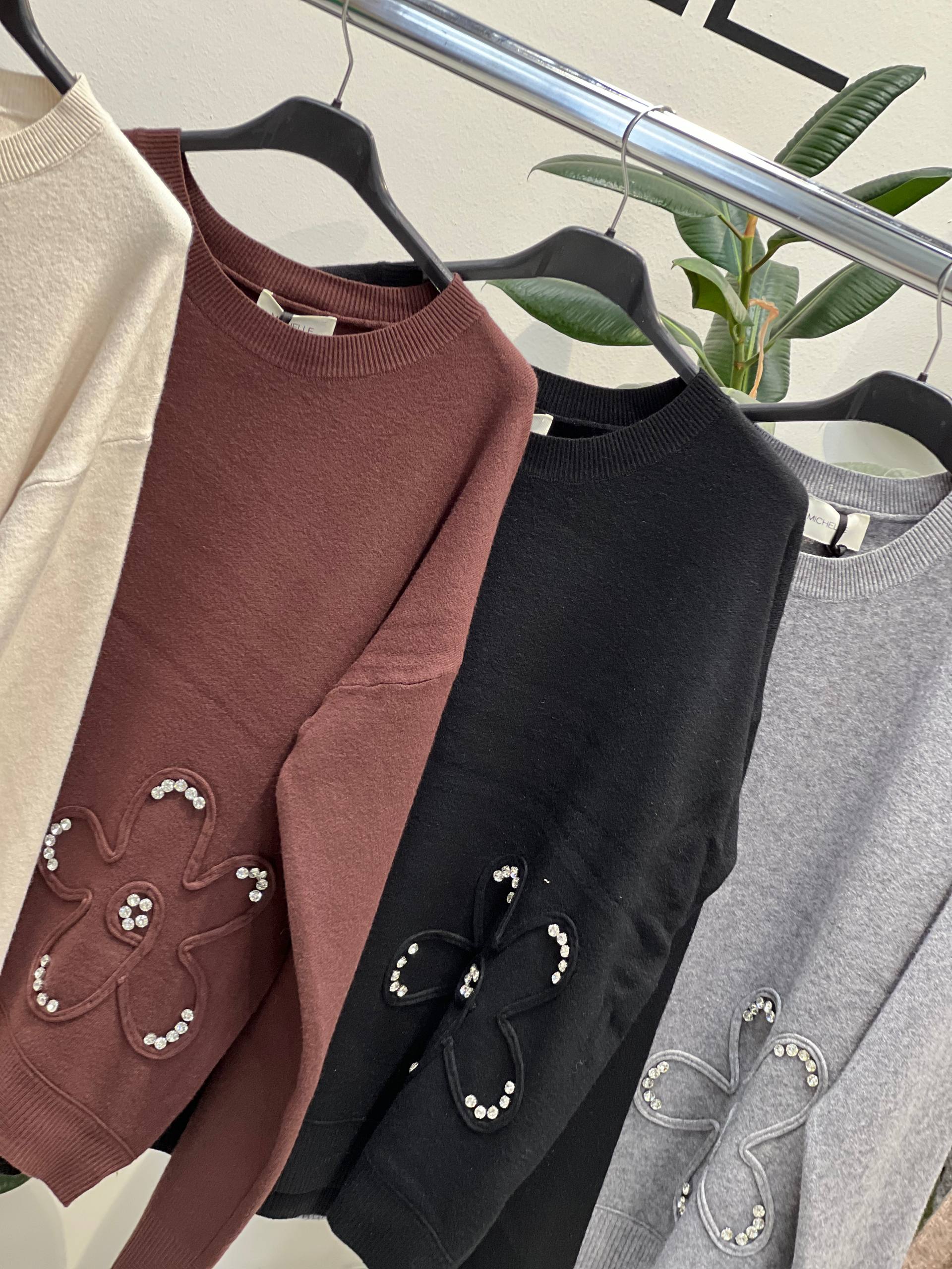 Amelie Follies (Michelle) Фото Amelie Follies (Michelle)