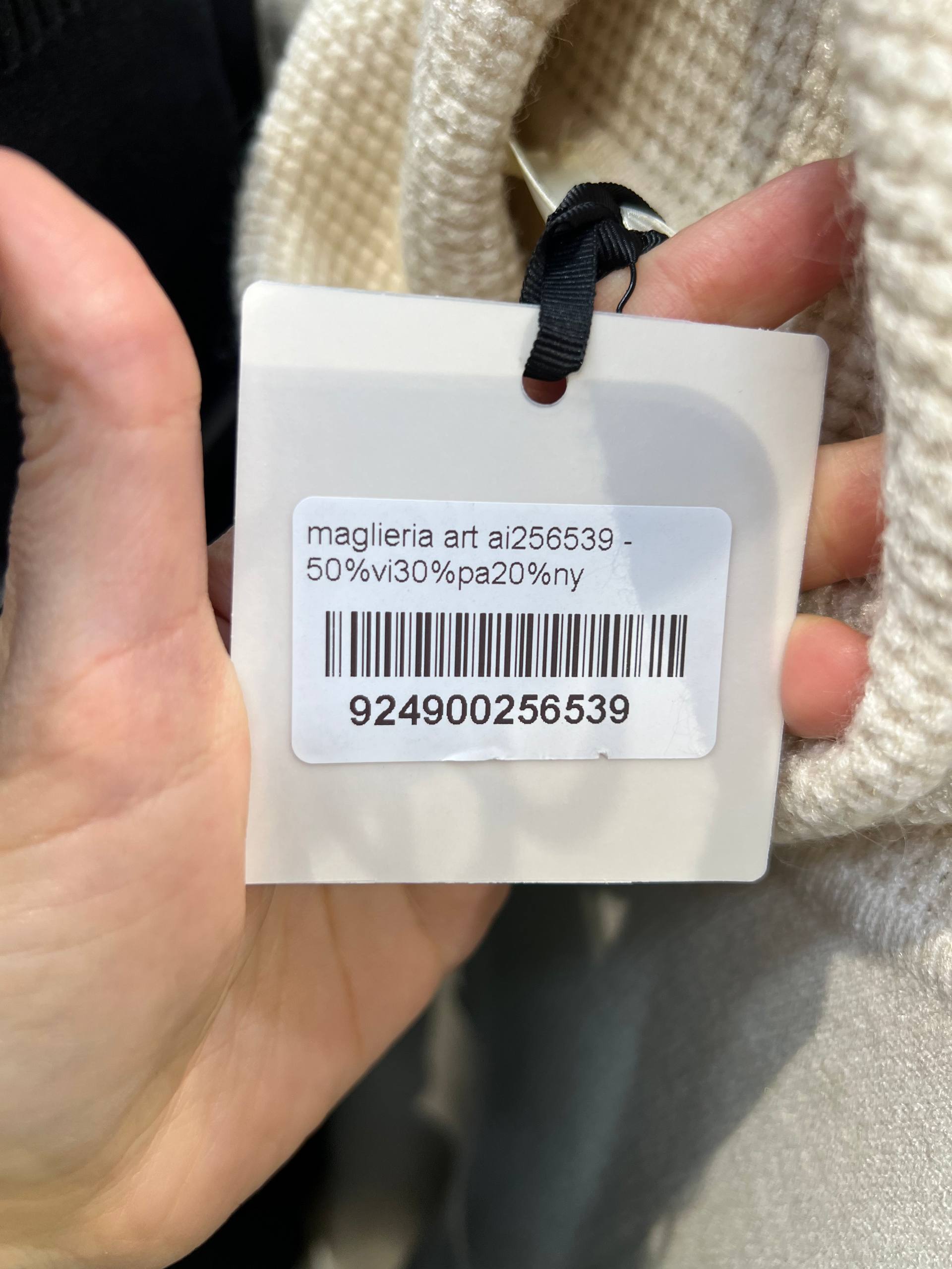 Amelie Follies (Michelle)