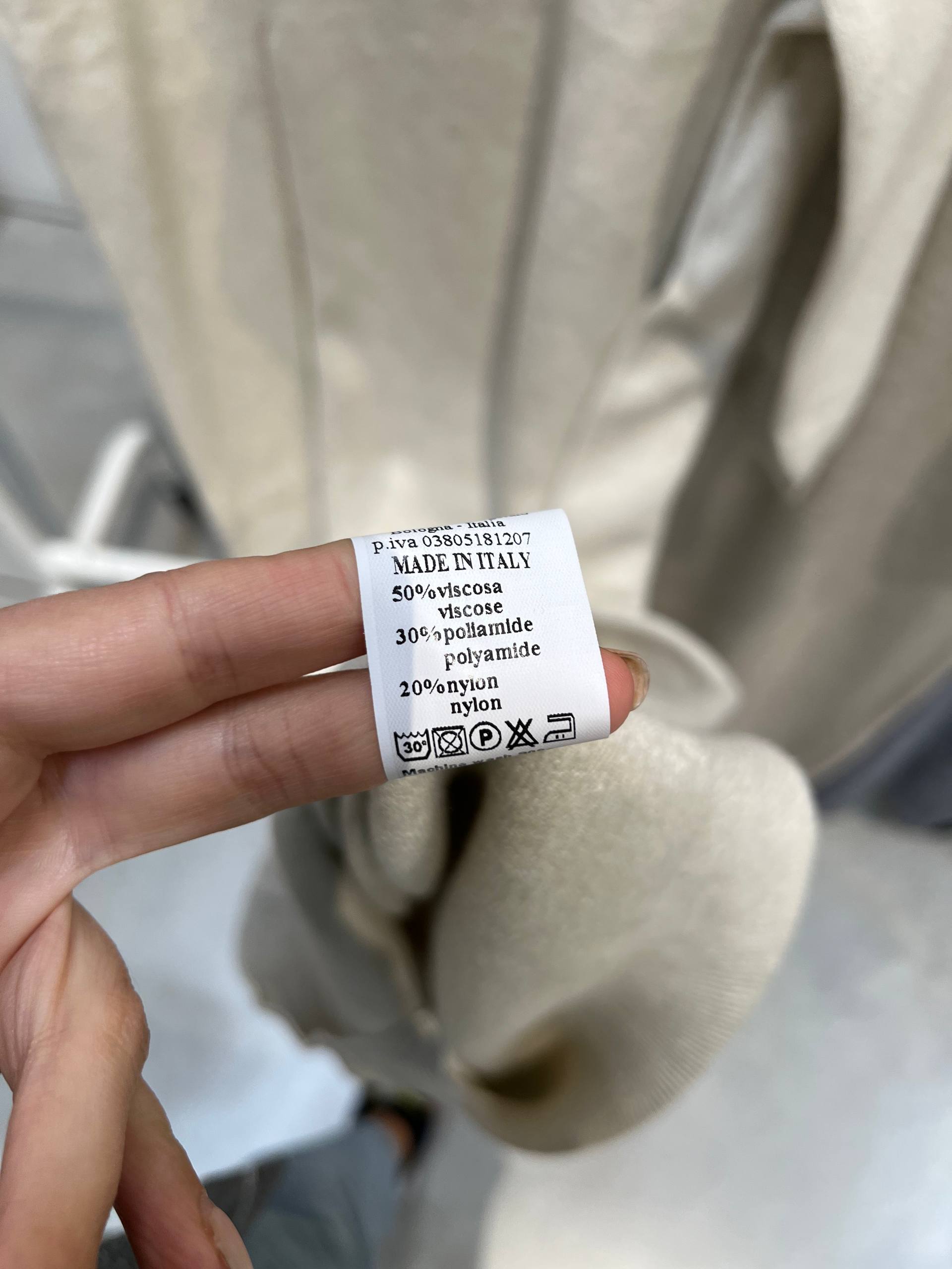 Amelie Follies (Michelle)