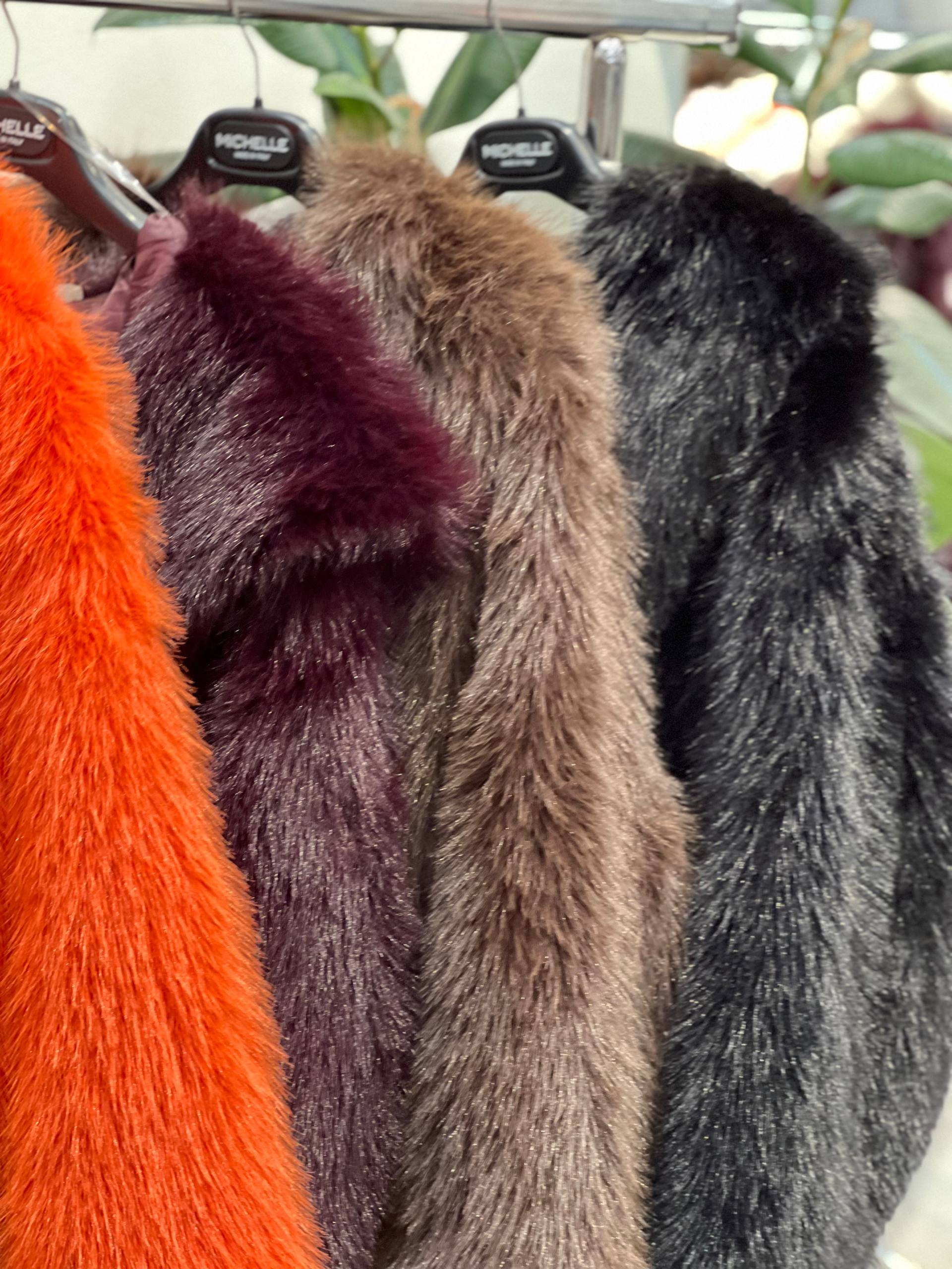 Amelie Follies (Michelle)