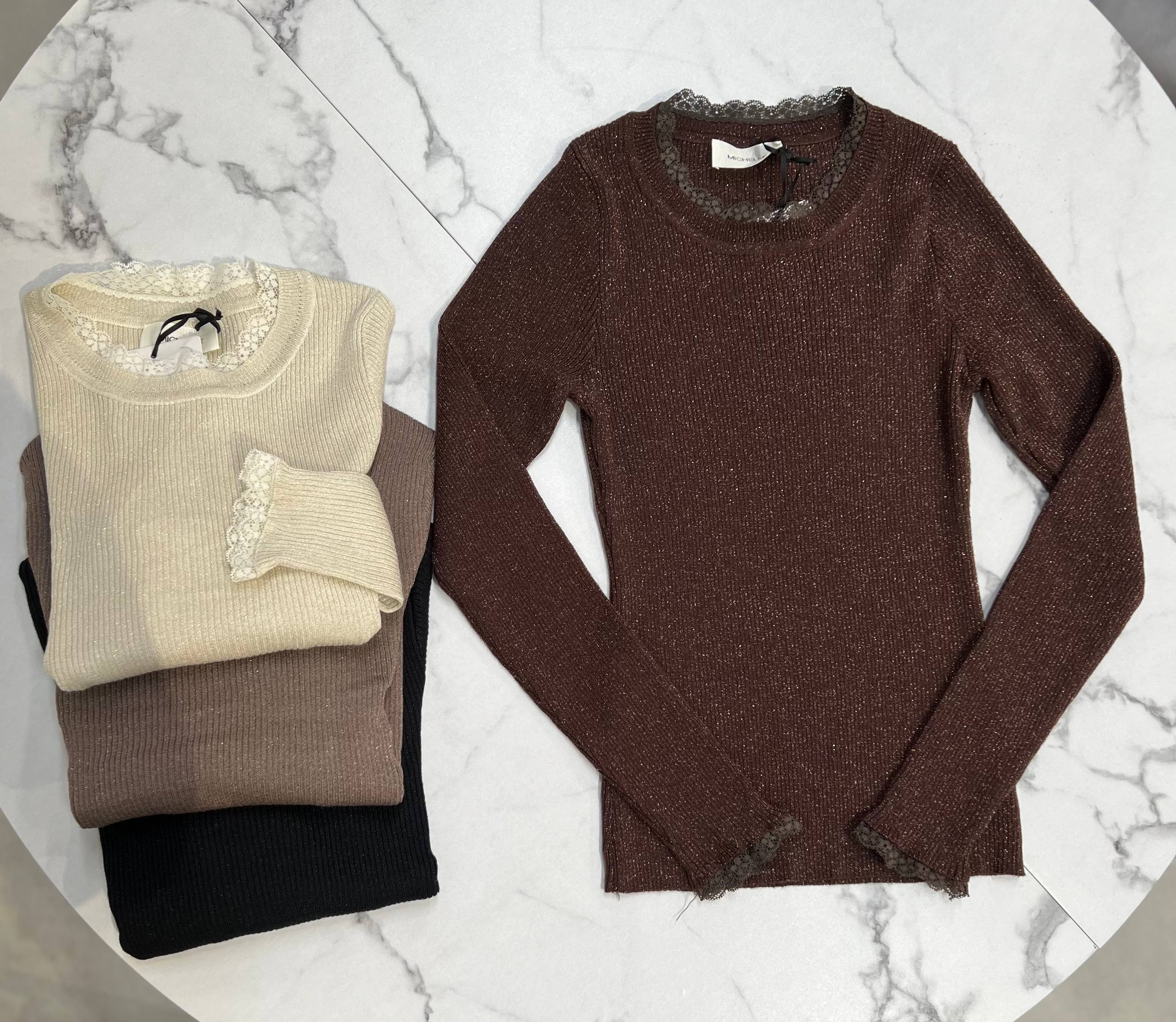 Amelie Follies (Michelle)