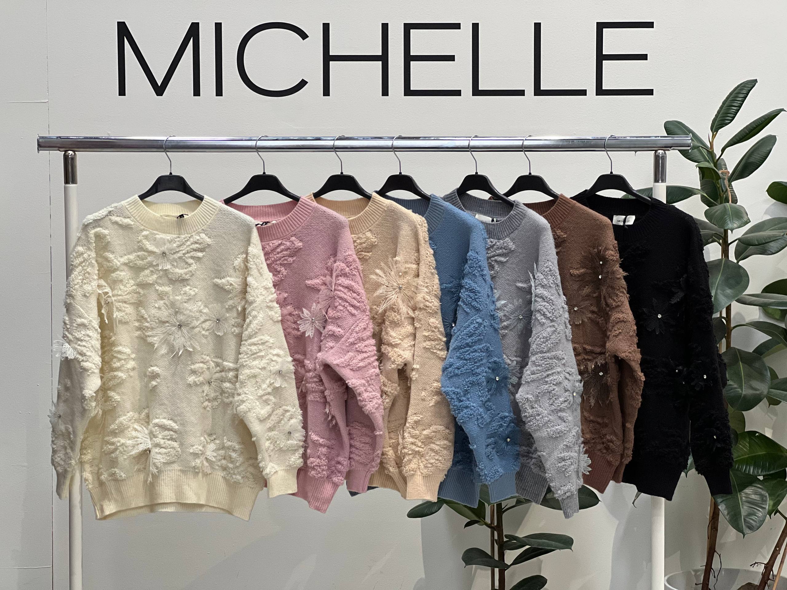 Amelie Follies (Michelle)