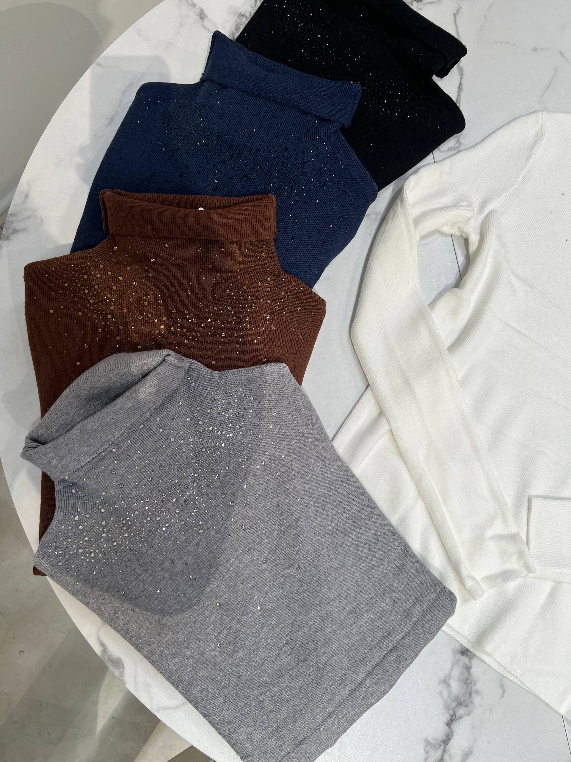 Amelie Follies (Michelle)