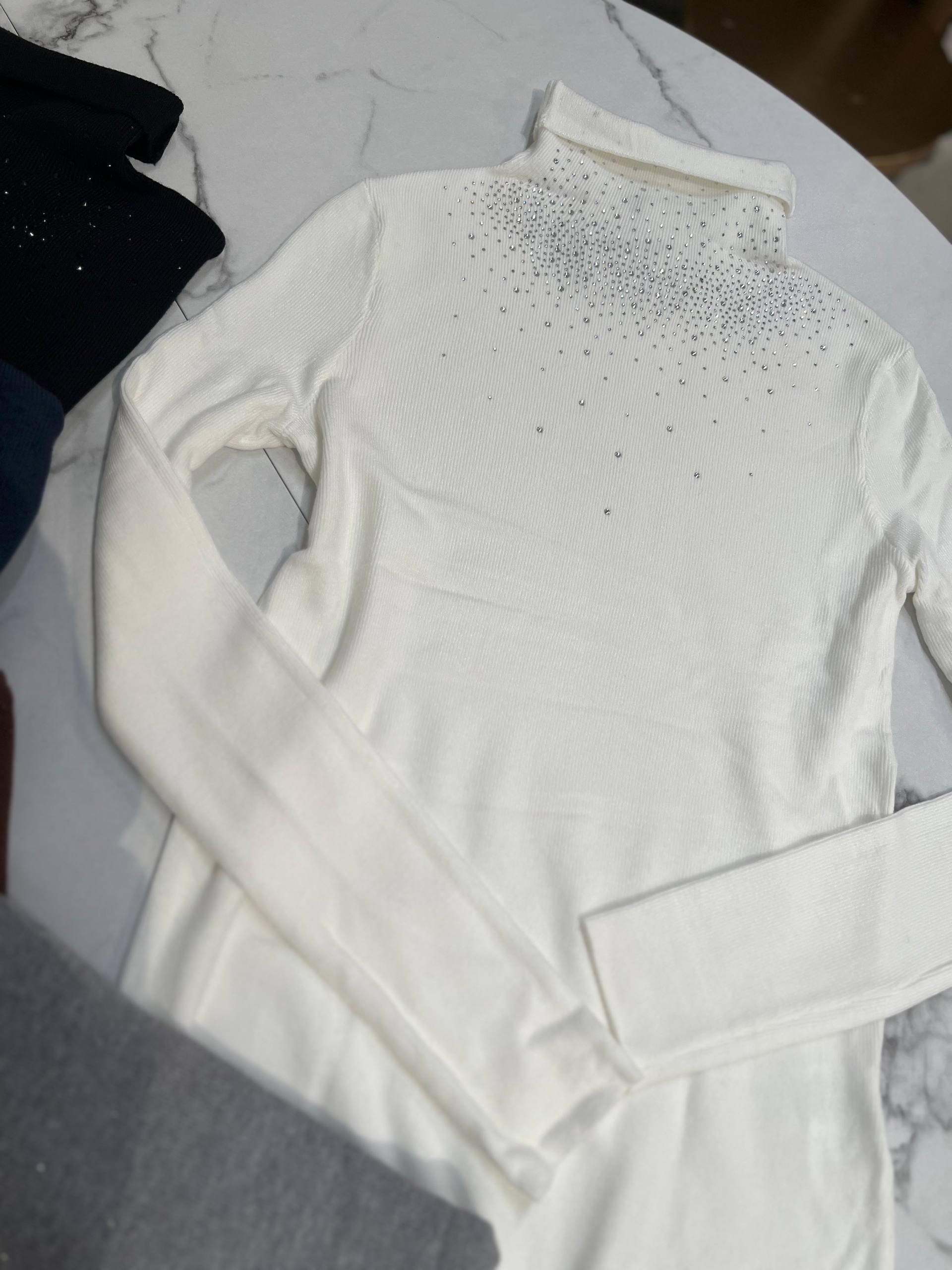 Amelie Follies (Michelle)