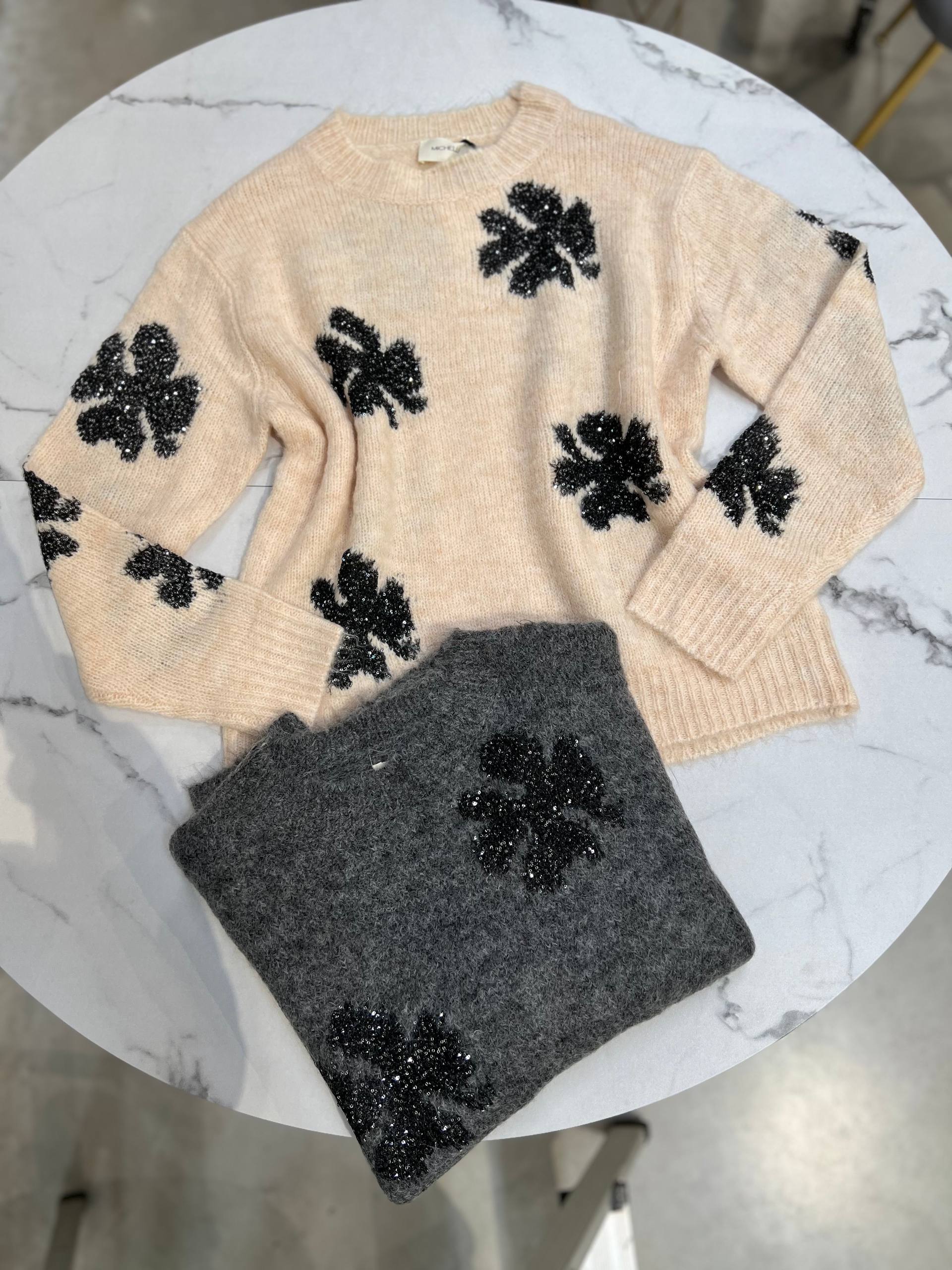 Amelie Follies (Michelle)