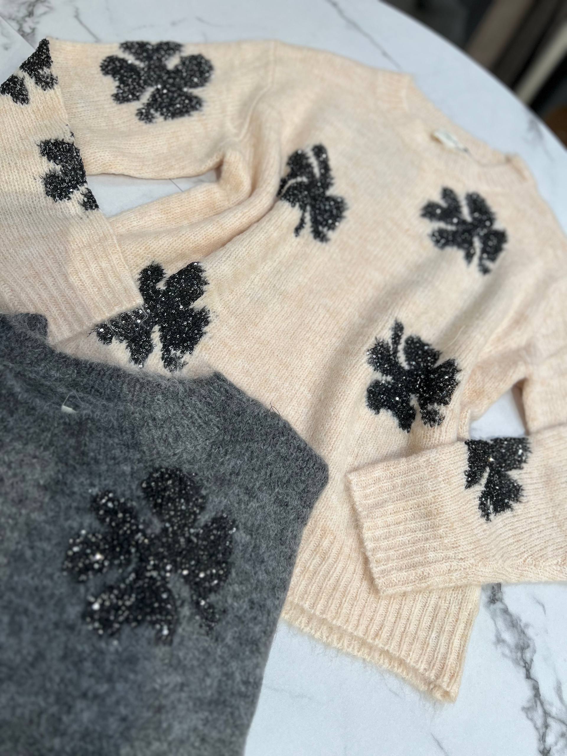 Amelie Follies (Michelle)