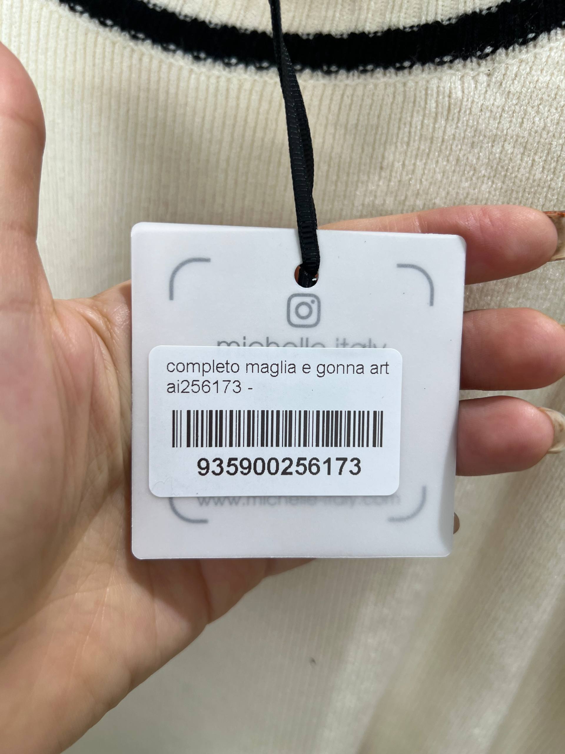 Amelie Follies (Michelle)