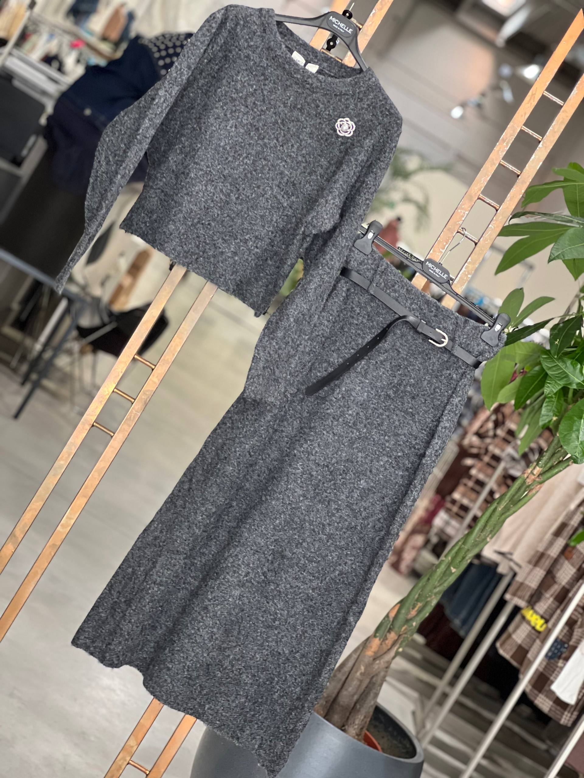 Amelie Follies (Michelle)