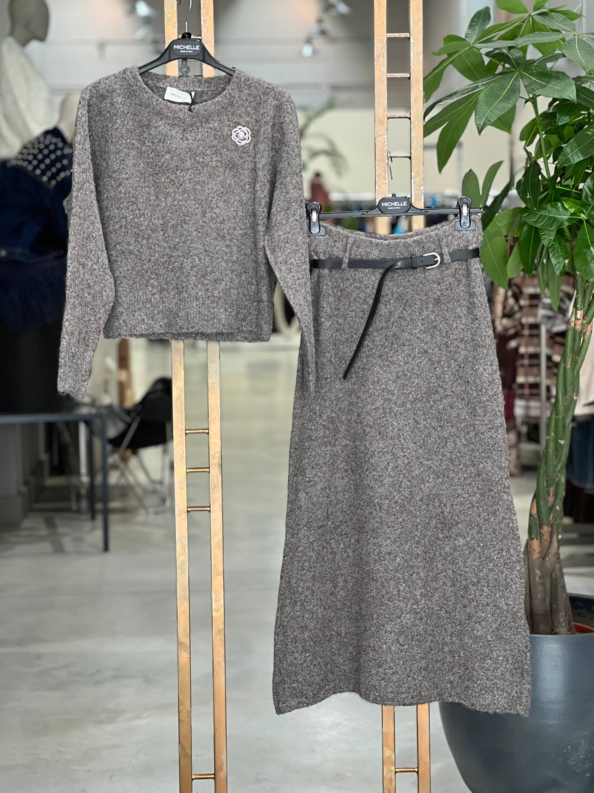 Amelie Follies (Michelle)