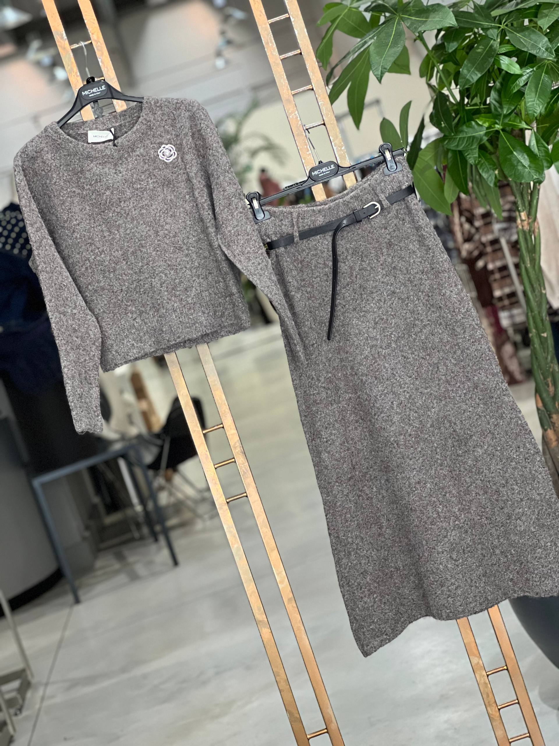 Amelie Follies (Michelle)