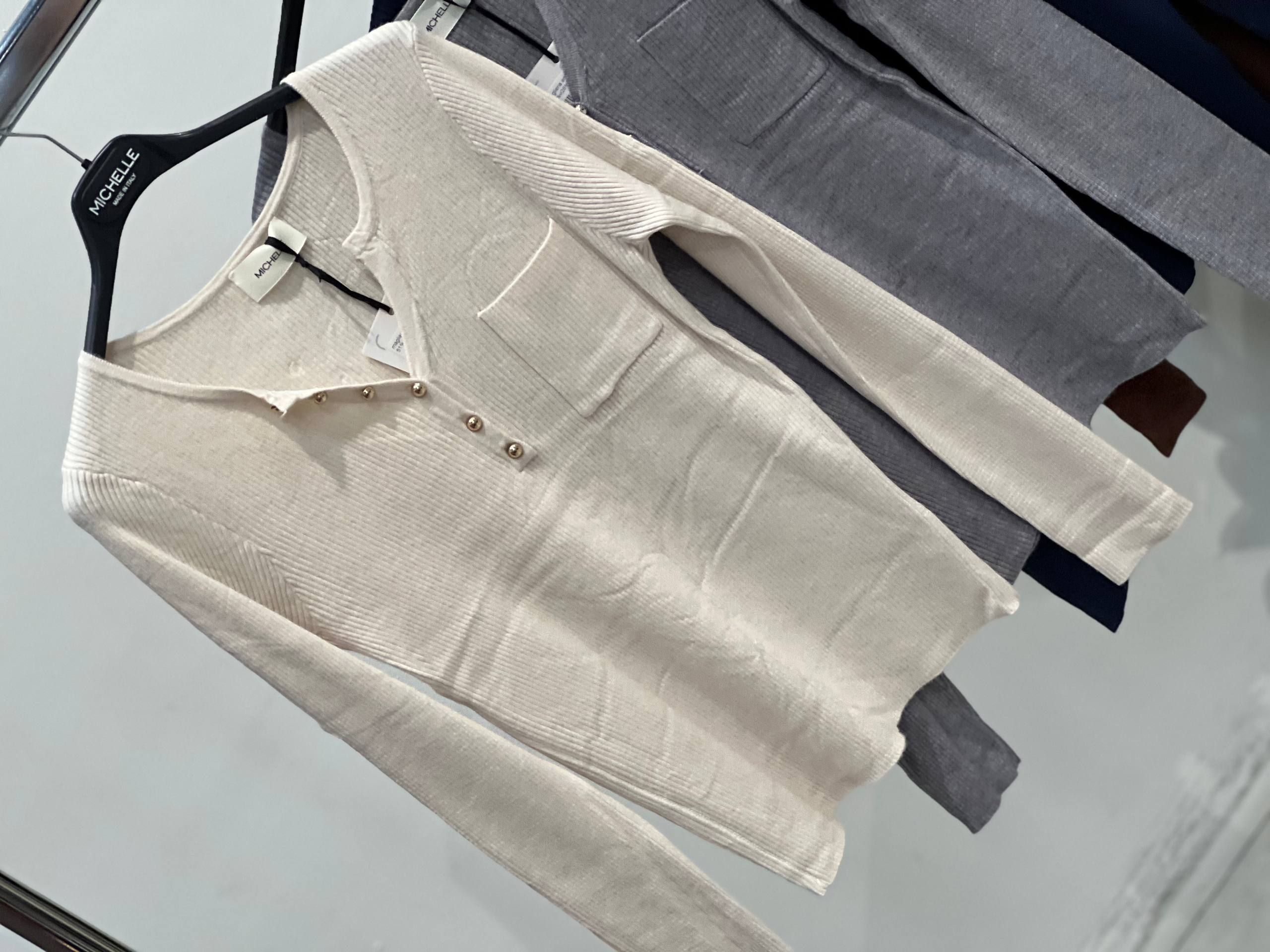 Amelie Follies (Michelle)