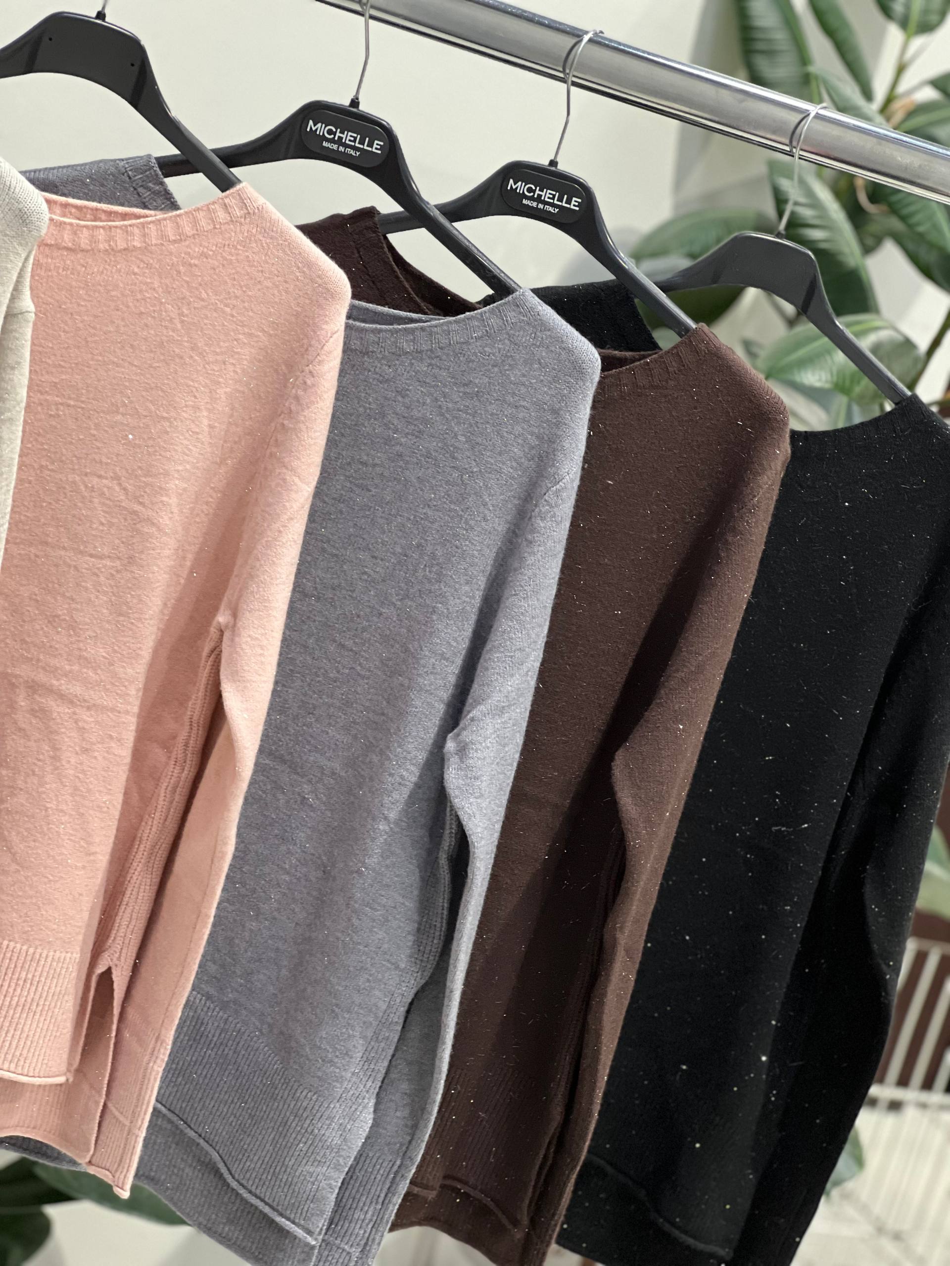 Amelie Follies (Michelle)