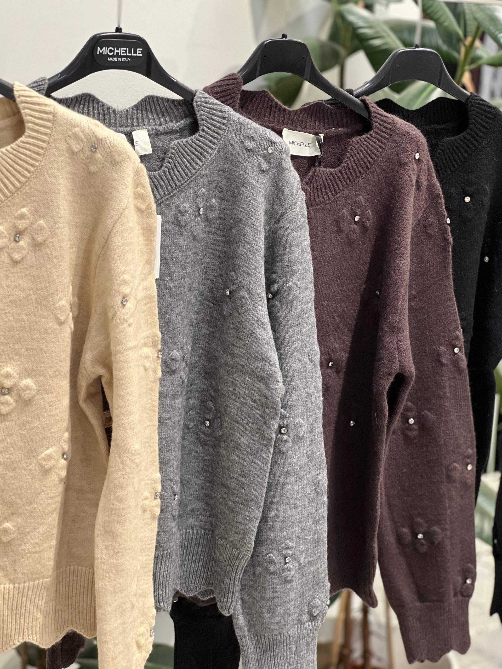 Amelie Follies (Michelle)