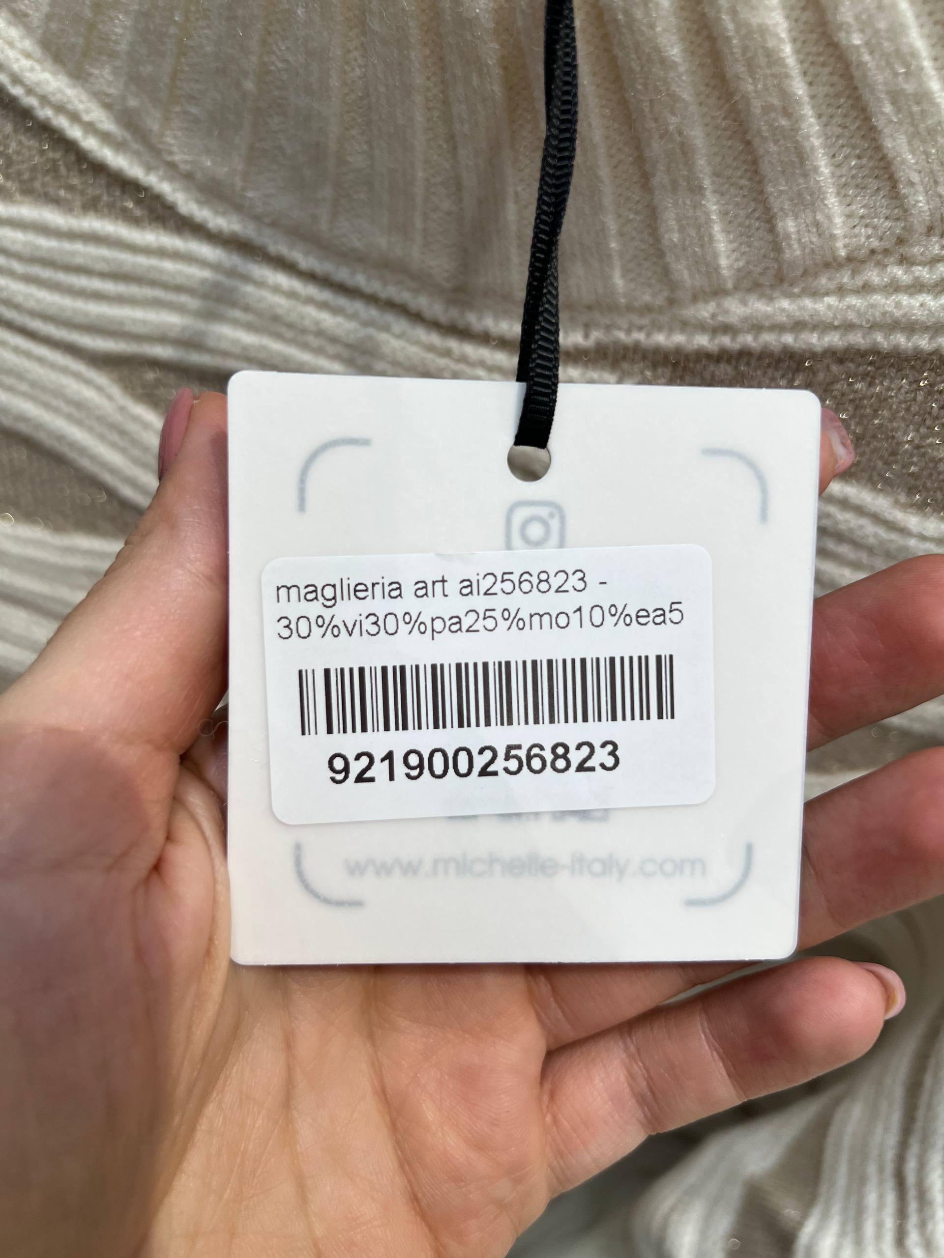 Amelie Follies (Michelle)