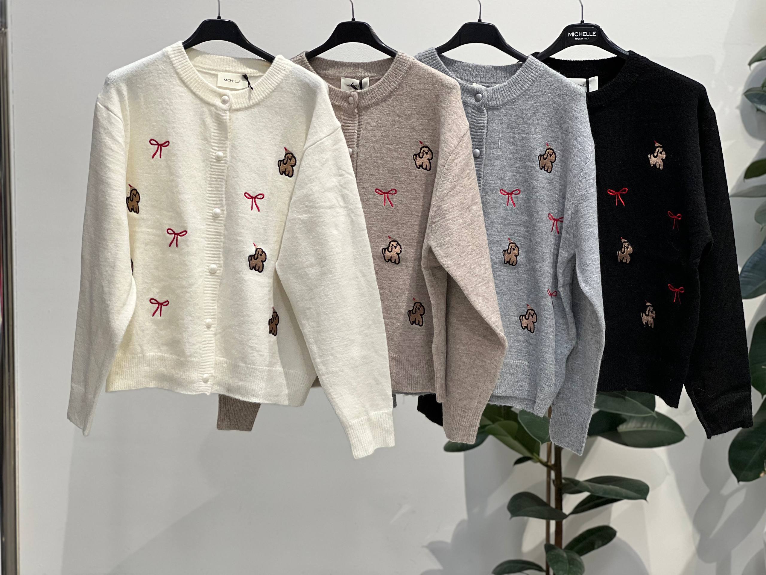 Amelie Follies (Michelle)