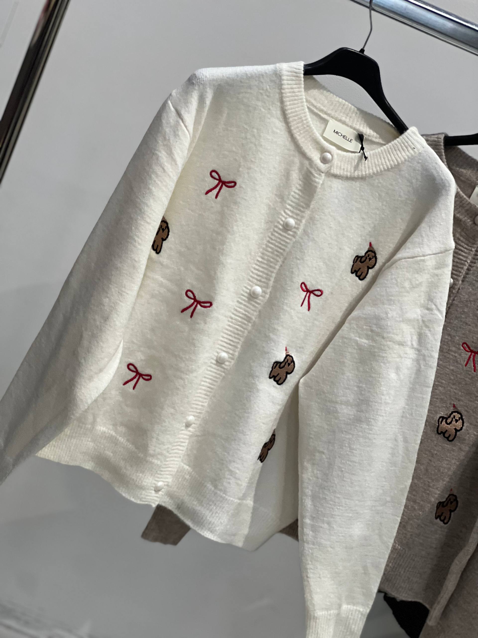 Amelie Follies (Michelle)