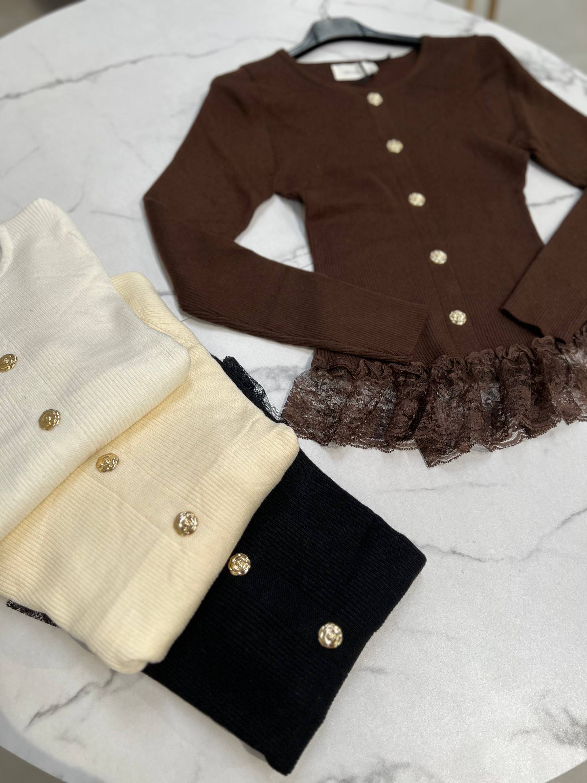 Amelie Follies (Michelle)