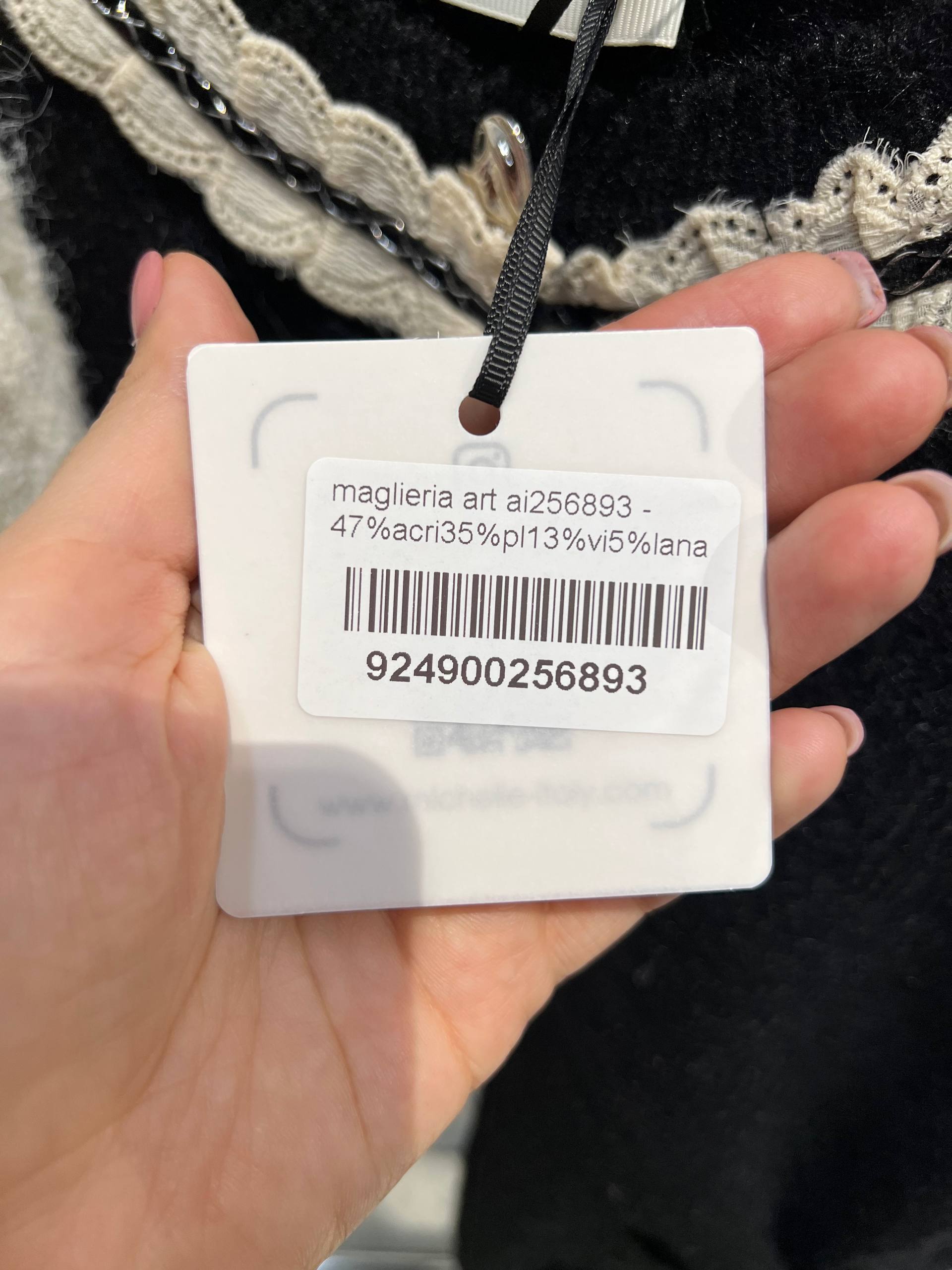 Amelie Follies (Michelle)