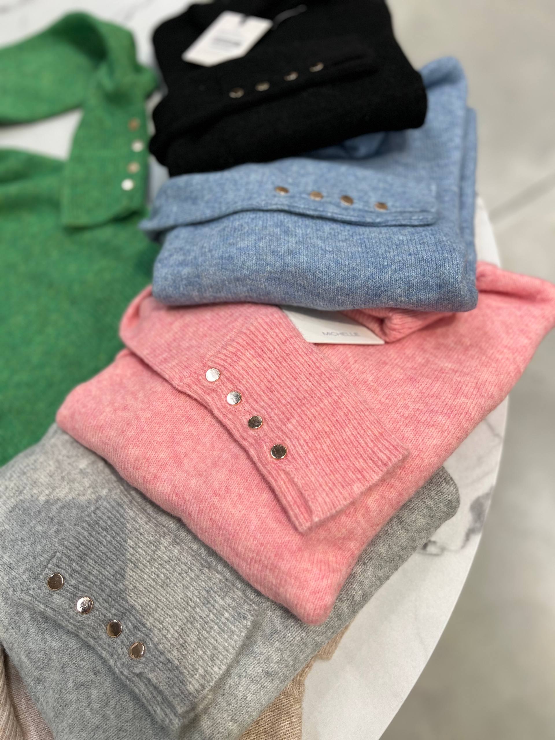 Amelie Follies (Michelle)