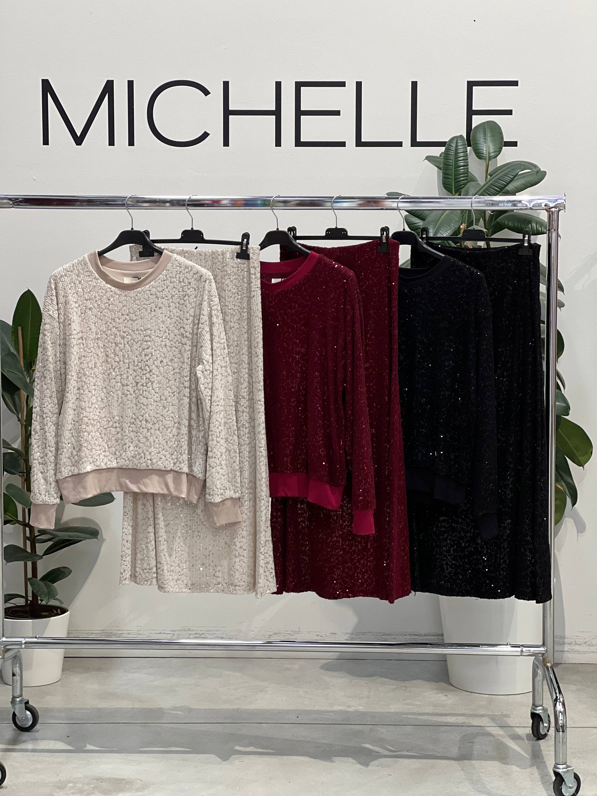 Amelie Follies (Michelle)