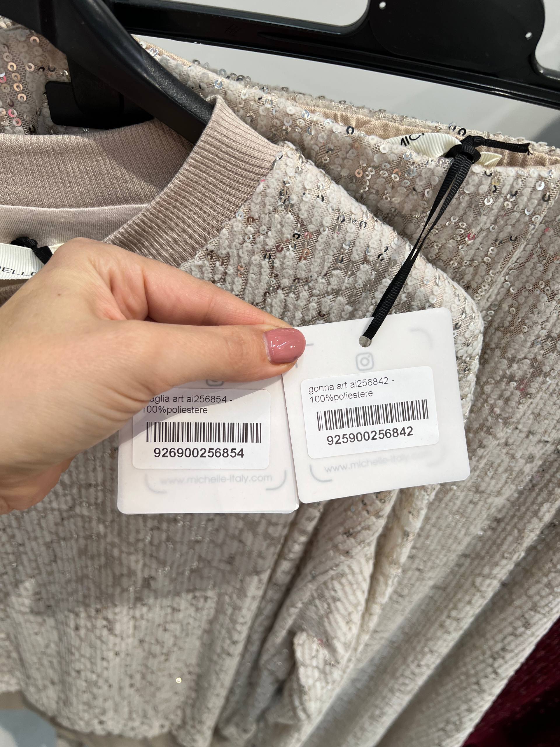 Amelie Follies (Michelle)