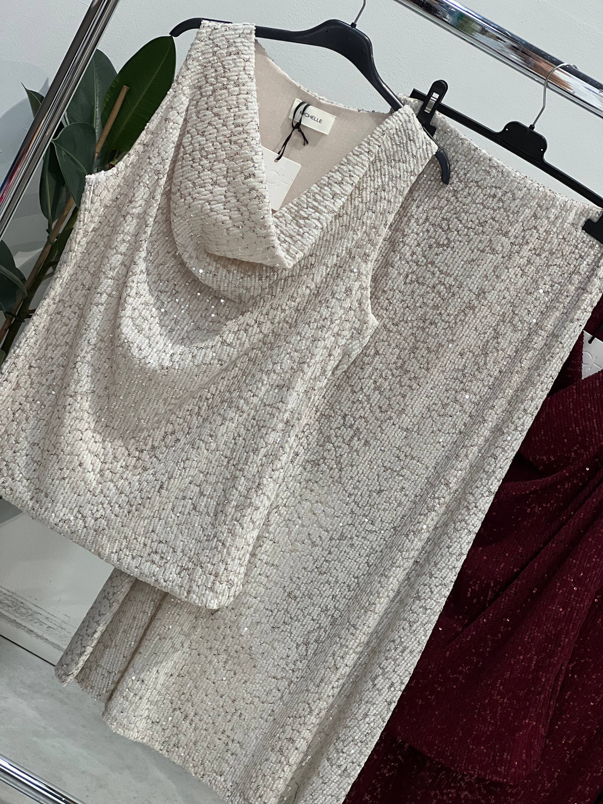 Amelie Follies (Michelle)