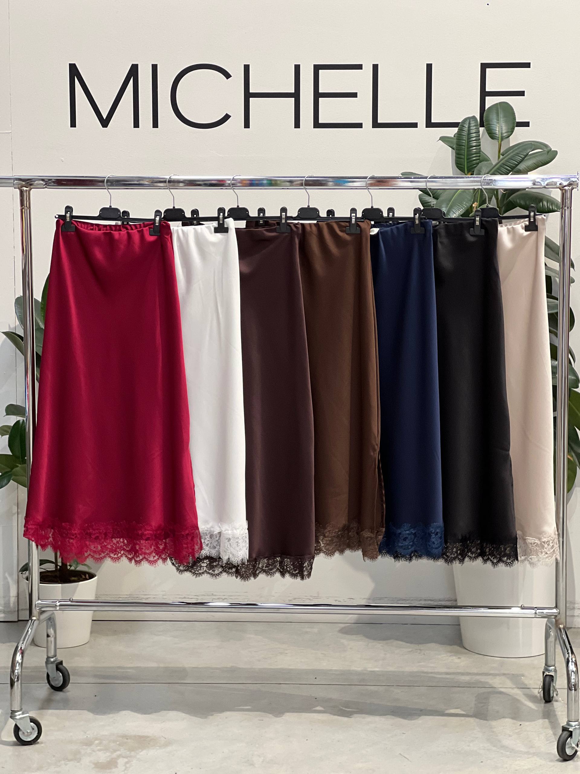 Amelie Follies (Michelle)