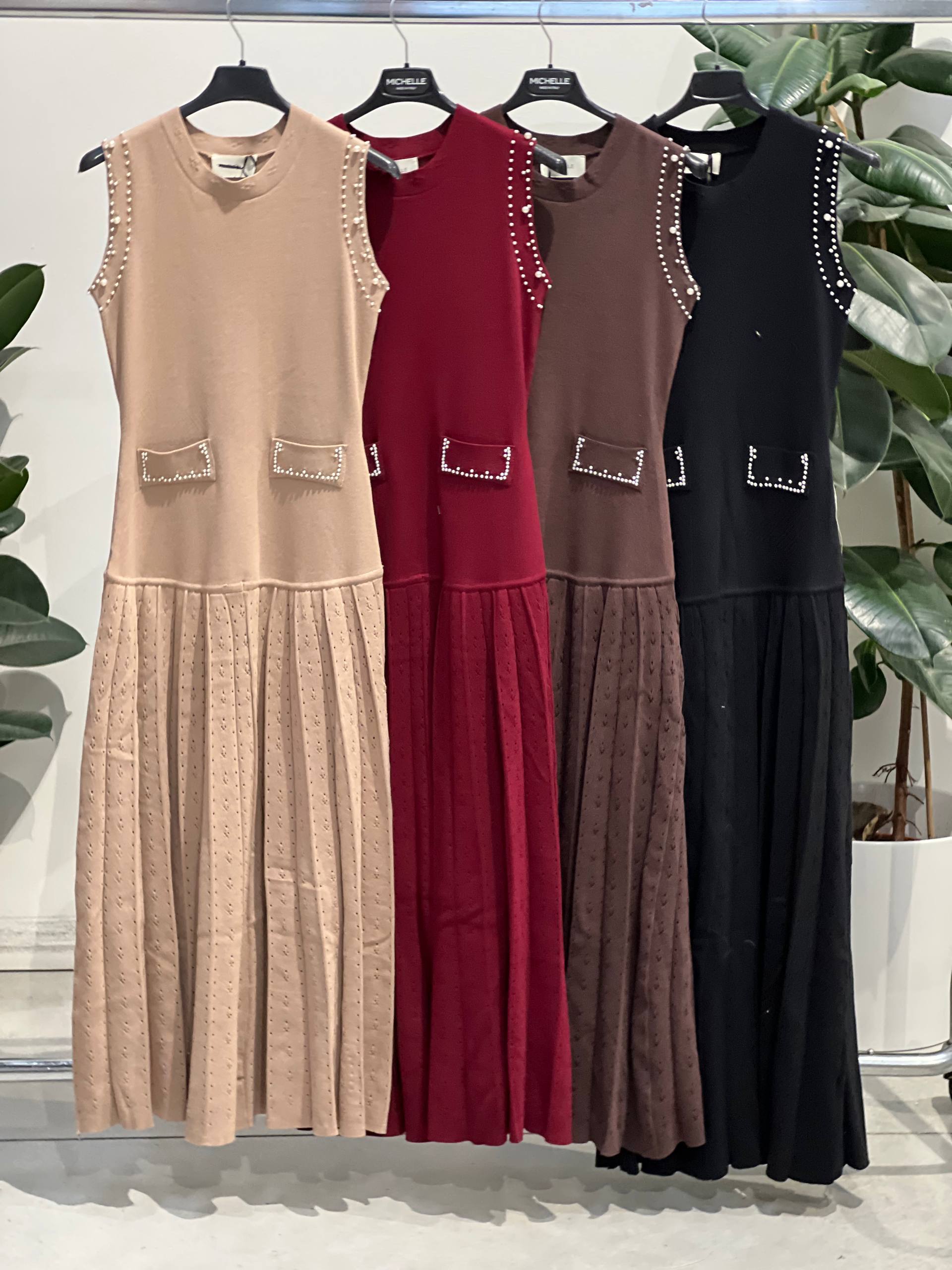 Amelie Follies (Michelle)