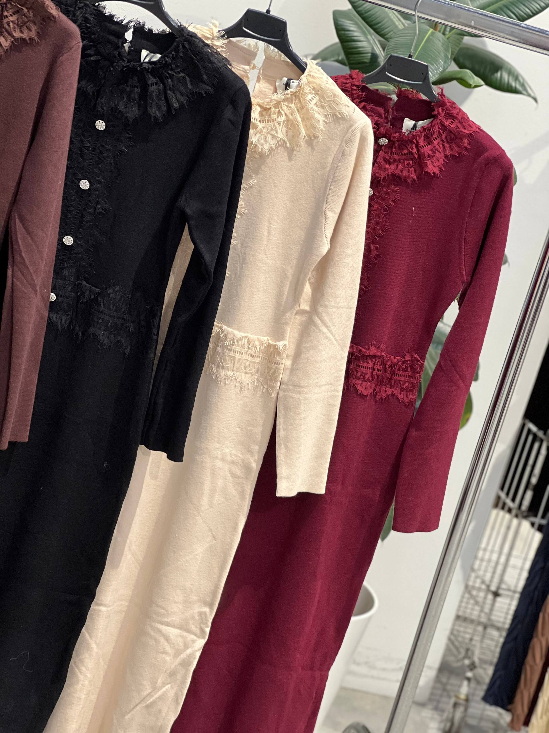 Amelie Follies (Michelle)