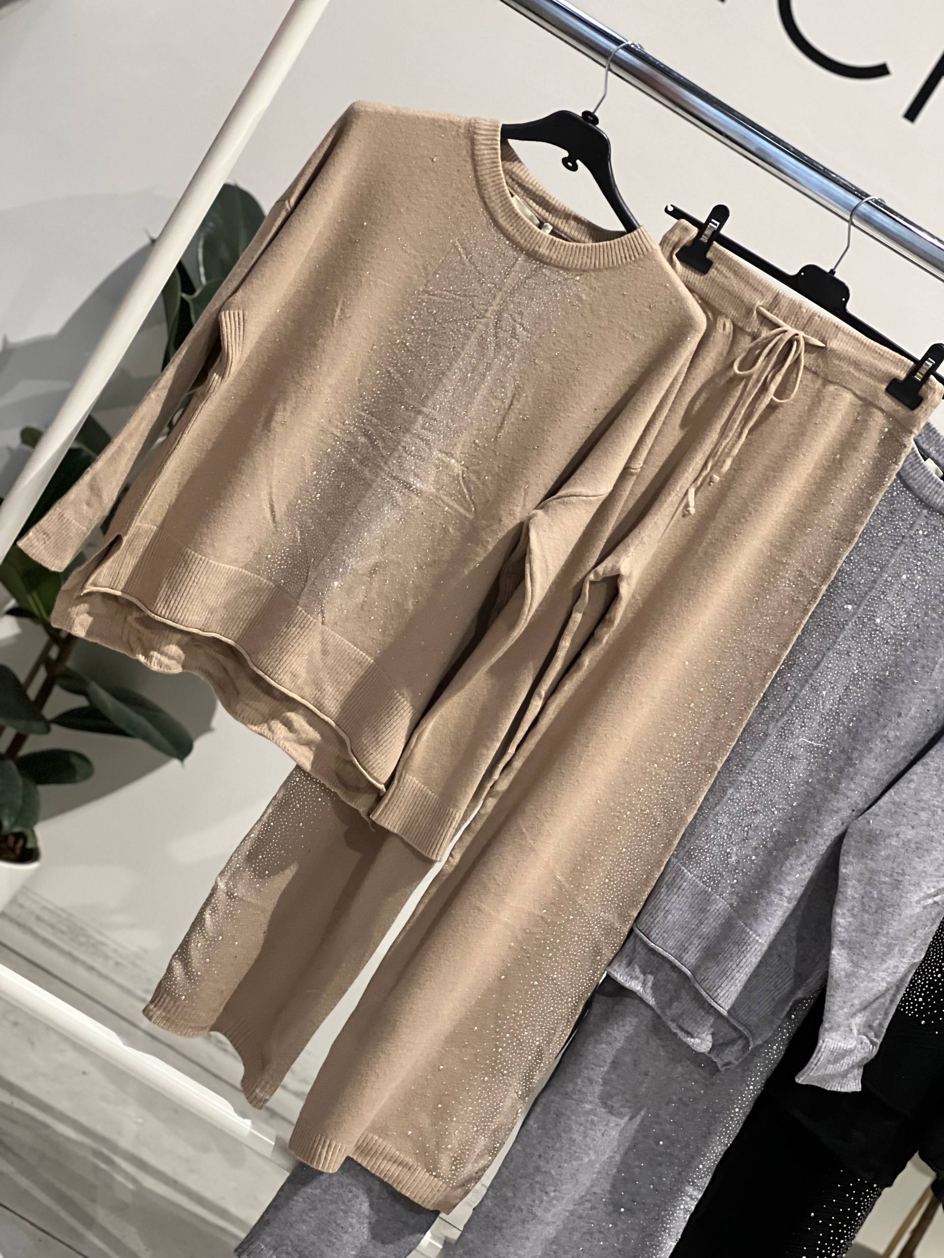 Фото Amelie Follies (Michelle)