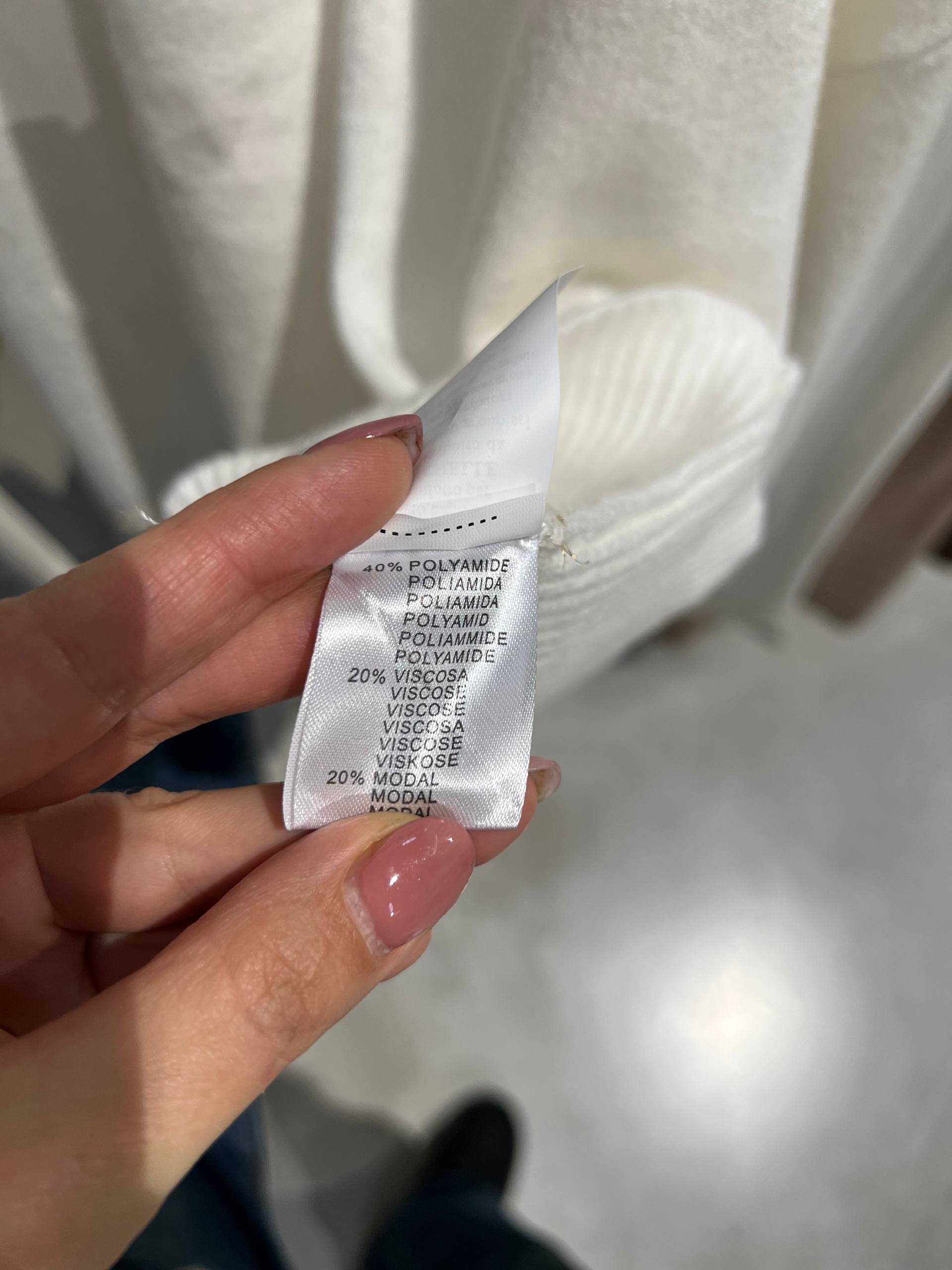 Amelie Follies (Michelle)