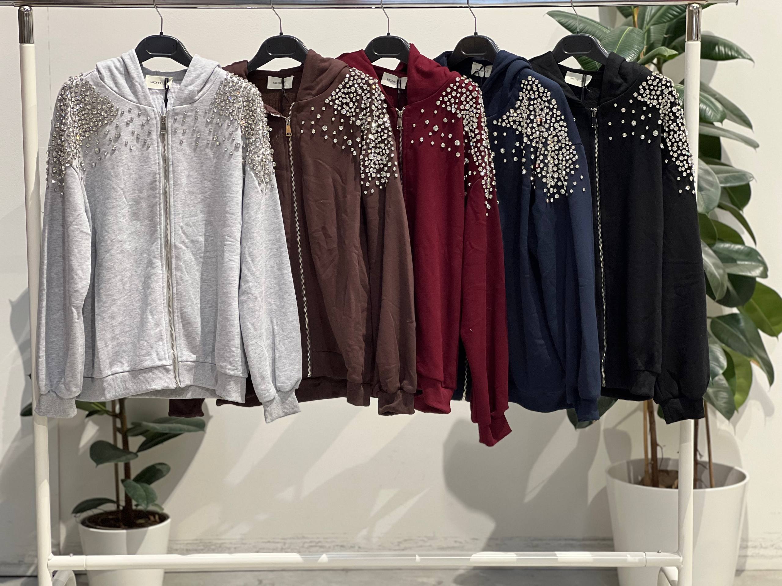 Amelie Follies (Michelle)