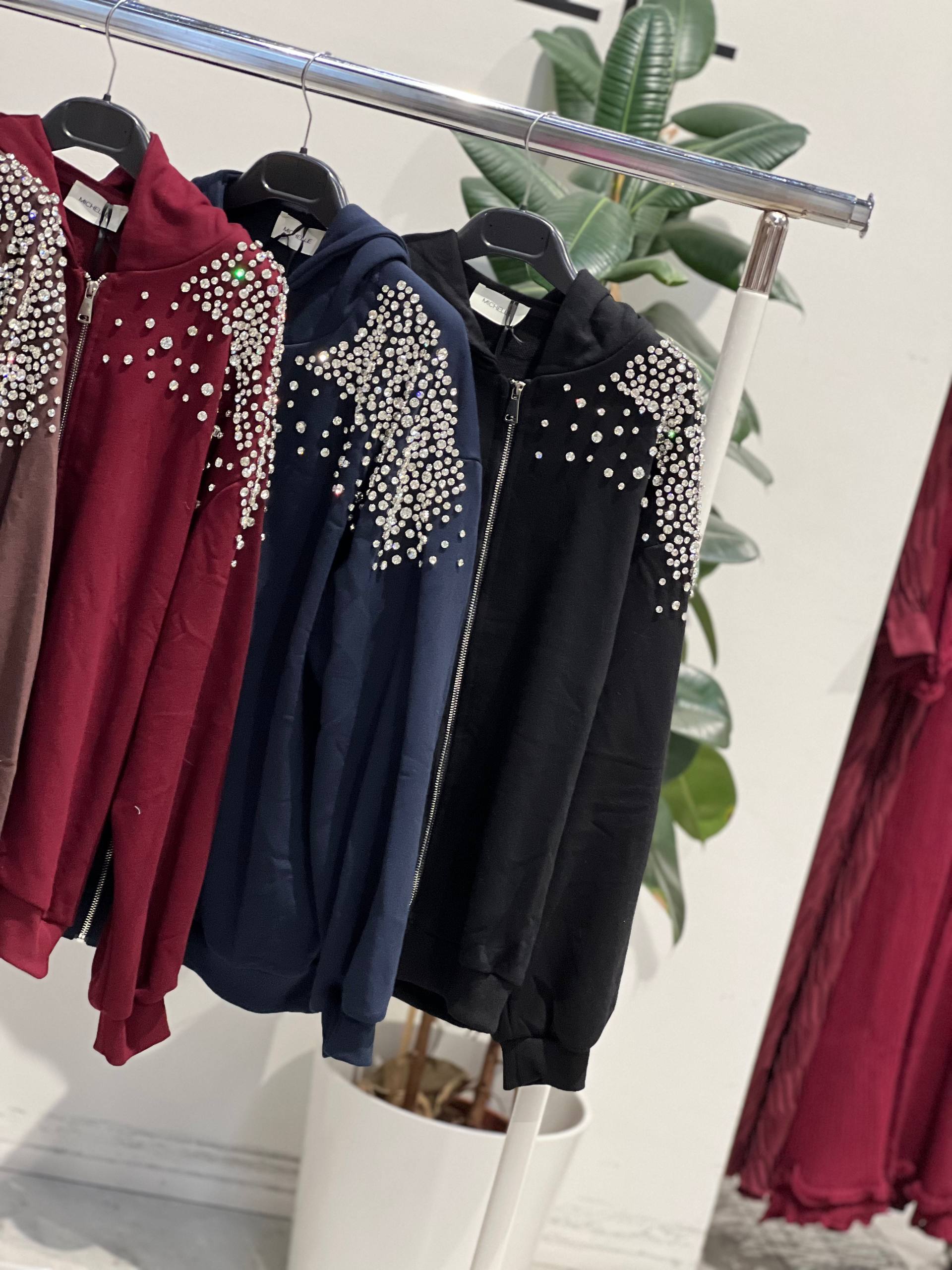 Amelie Follies (Michelle)