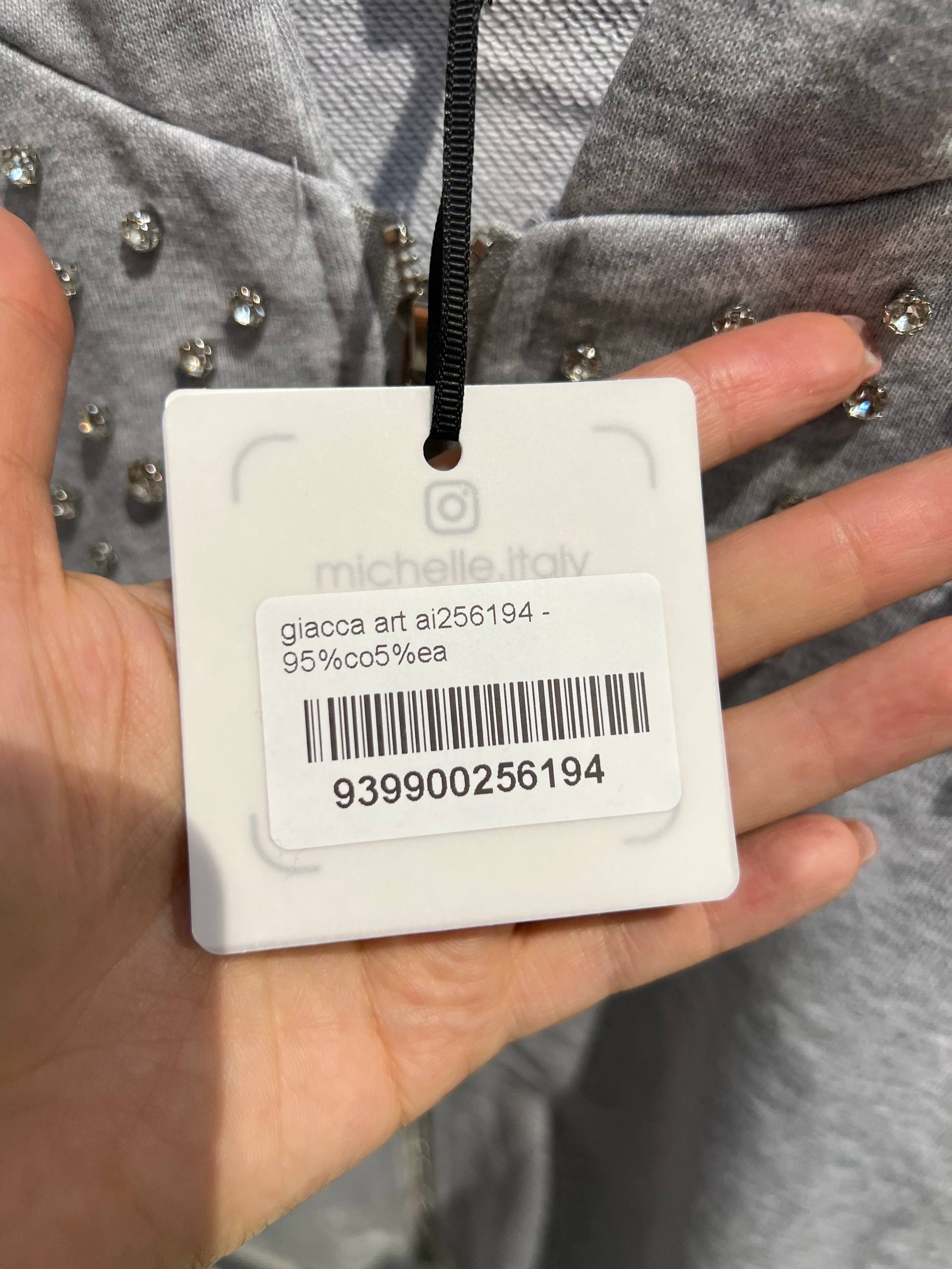 Amelie Follies (Michelle)