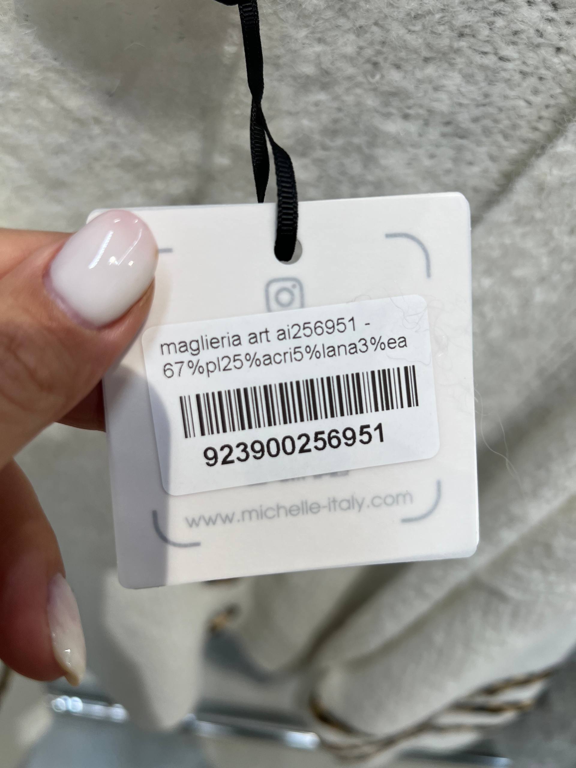 Amelie Follies (Michelle)