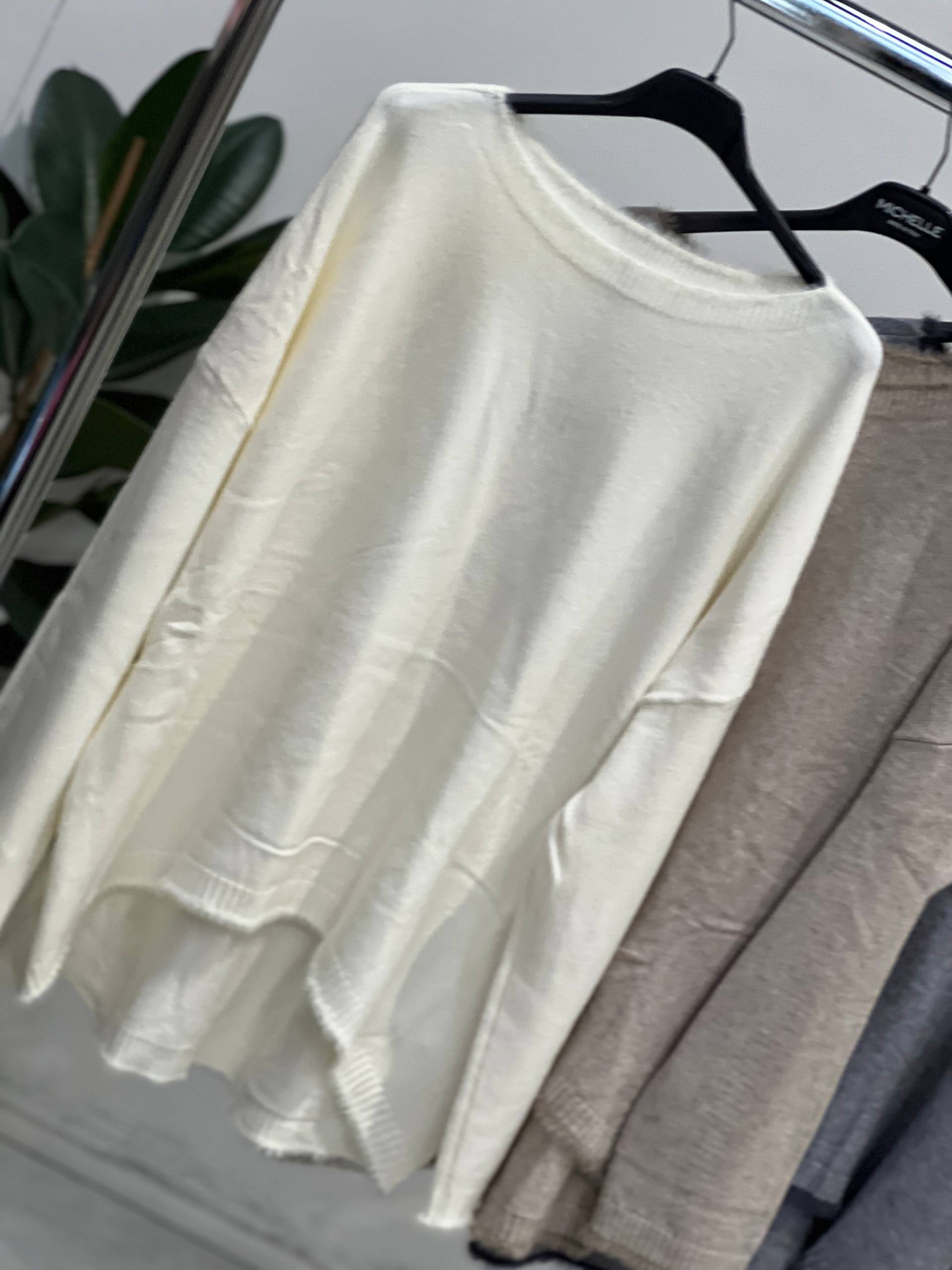 Amelie Follies (Michelle)