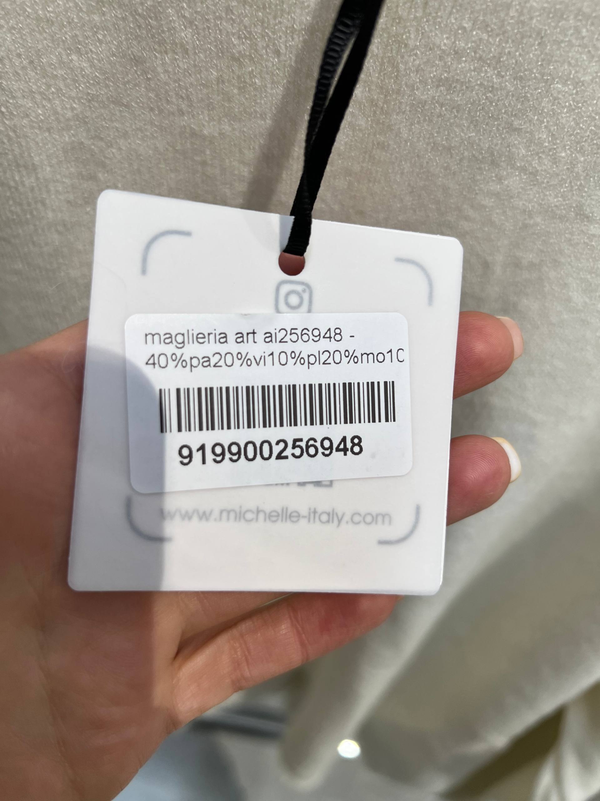 Amelie Follies (Michelle)