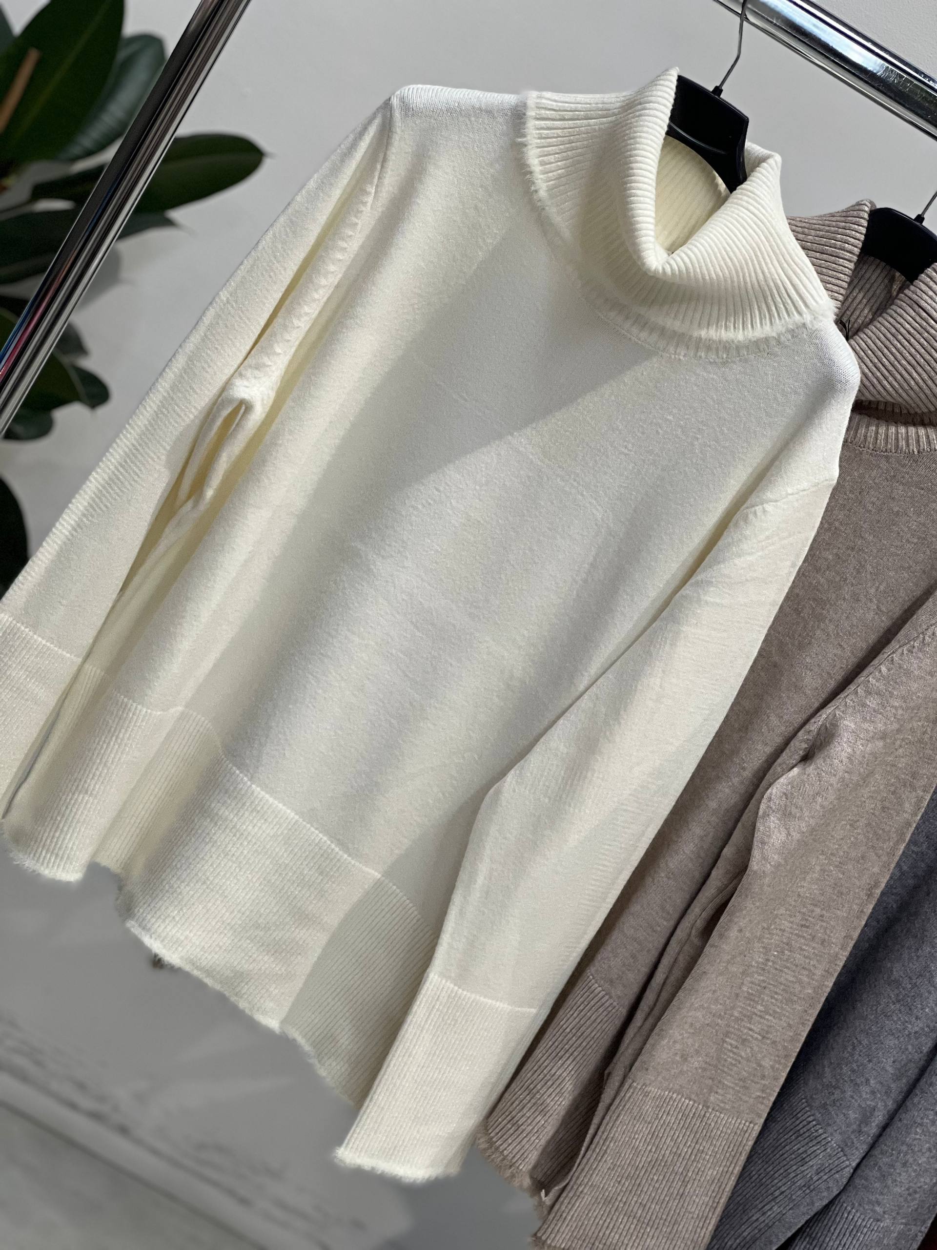 Amelie Follies (Michelle) Фото Amelie Follies (Michelle)